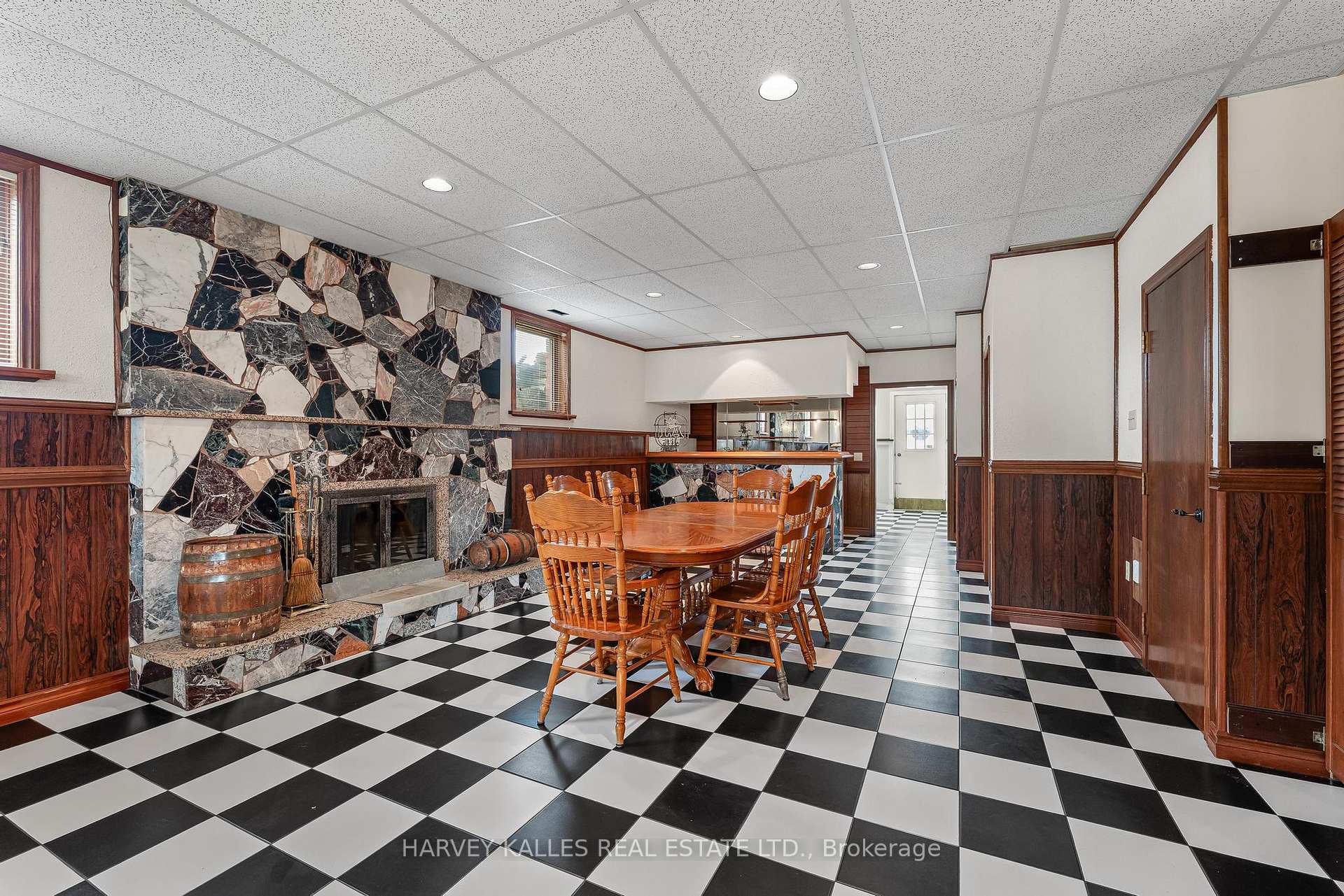 113 Bond Crescent