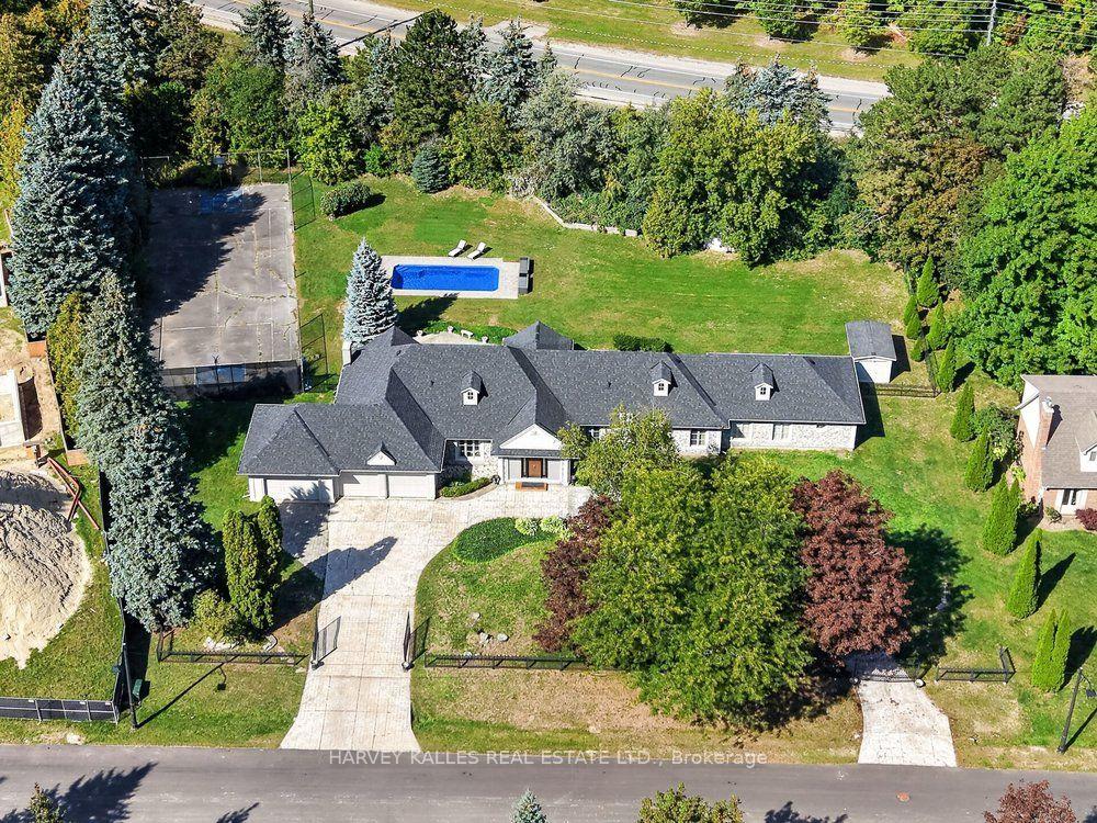 28 Putting Green Crescent