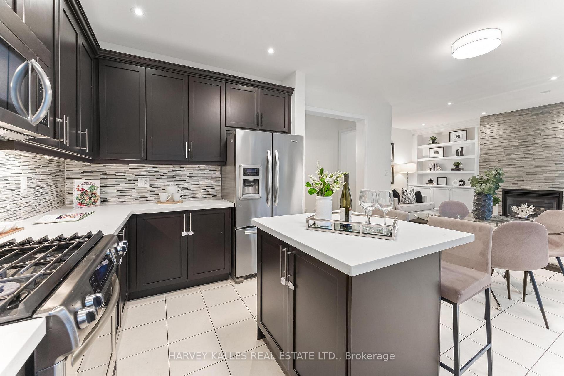 46 Grayleaf Drive
