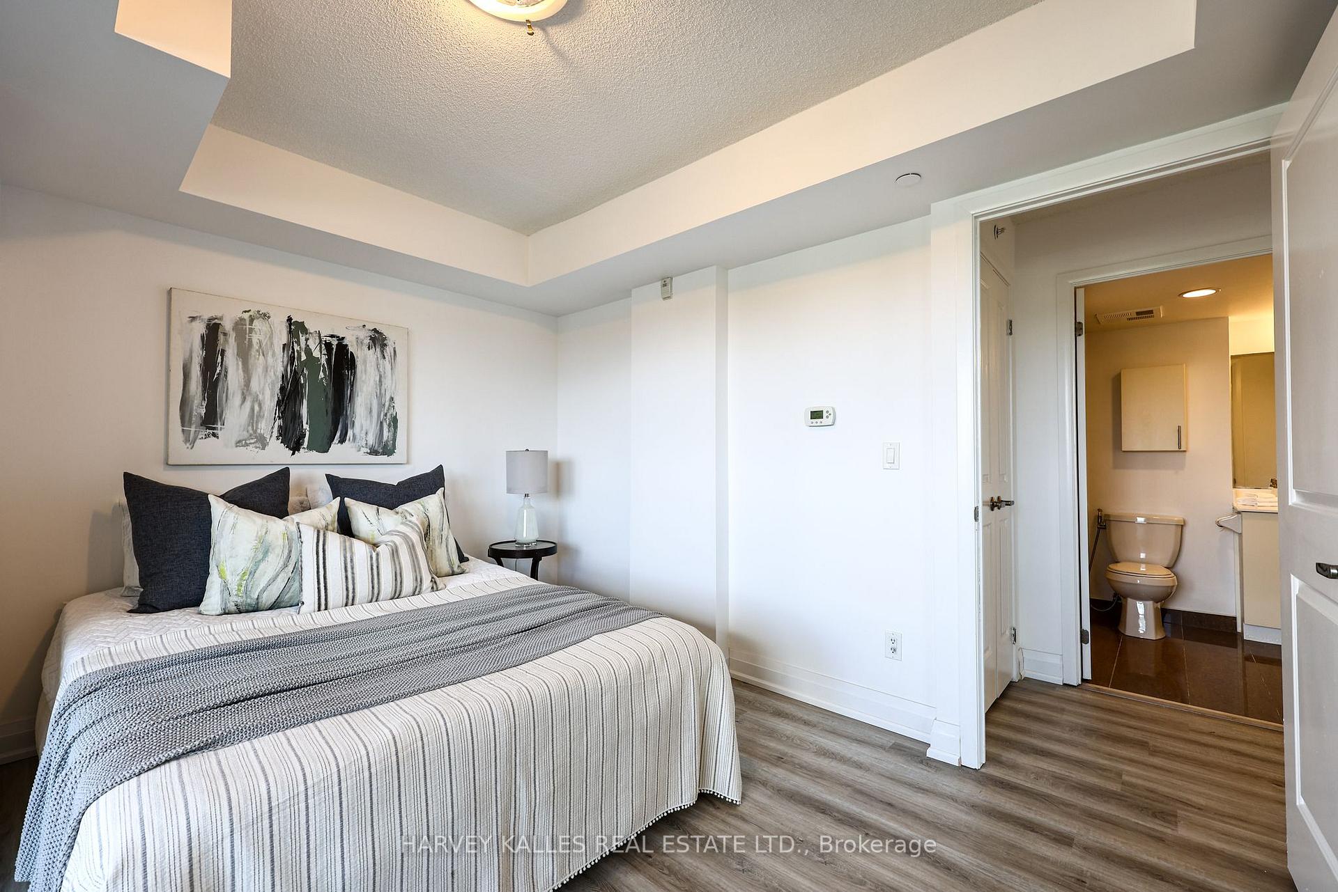 75 Norman Bethune Avenue 317