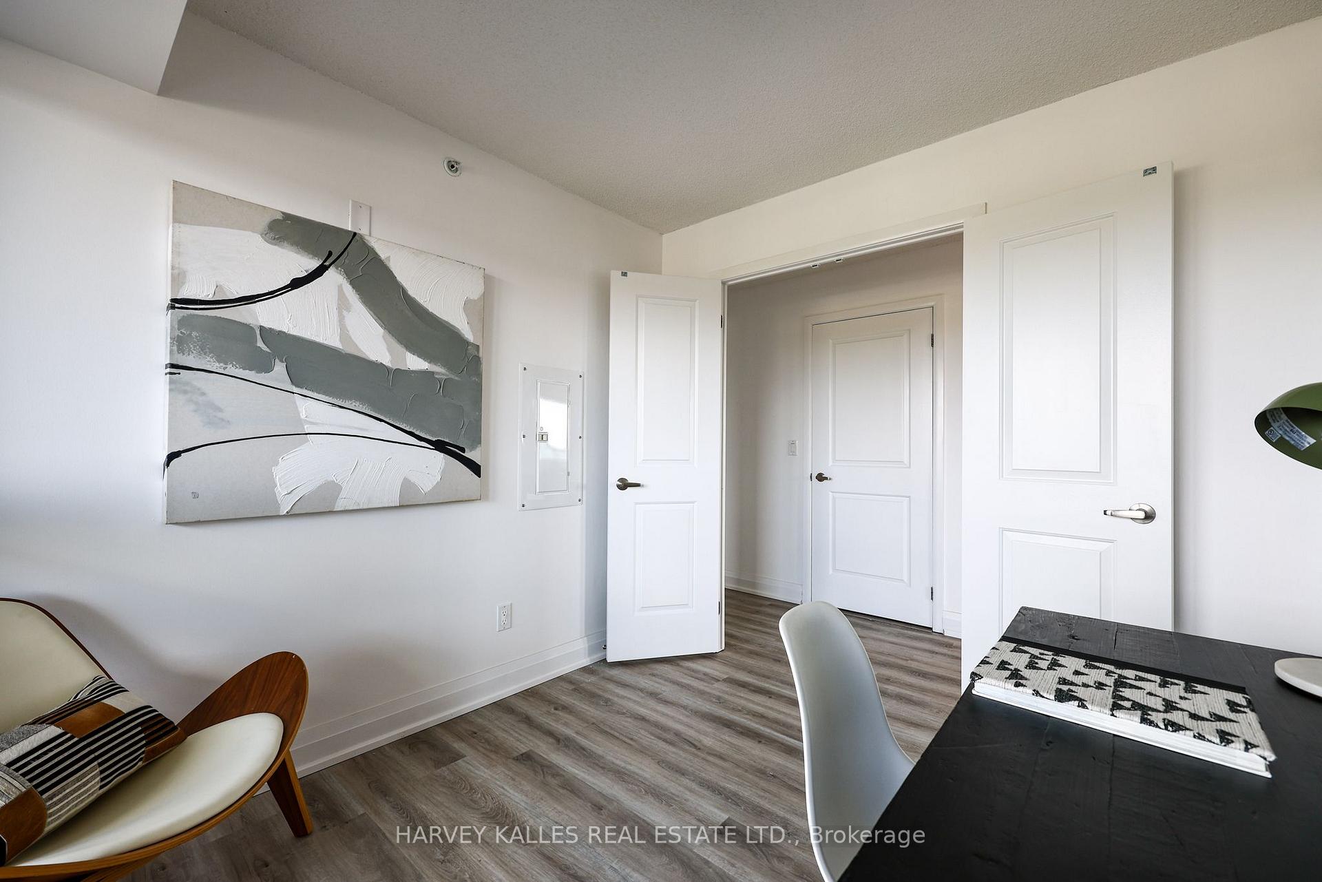 75 Norman Bethune Avenue 317