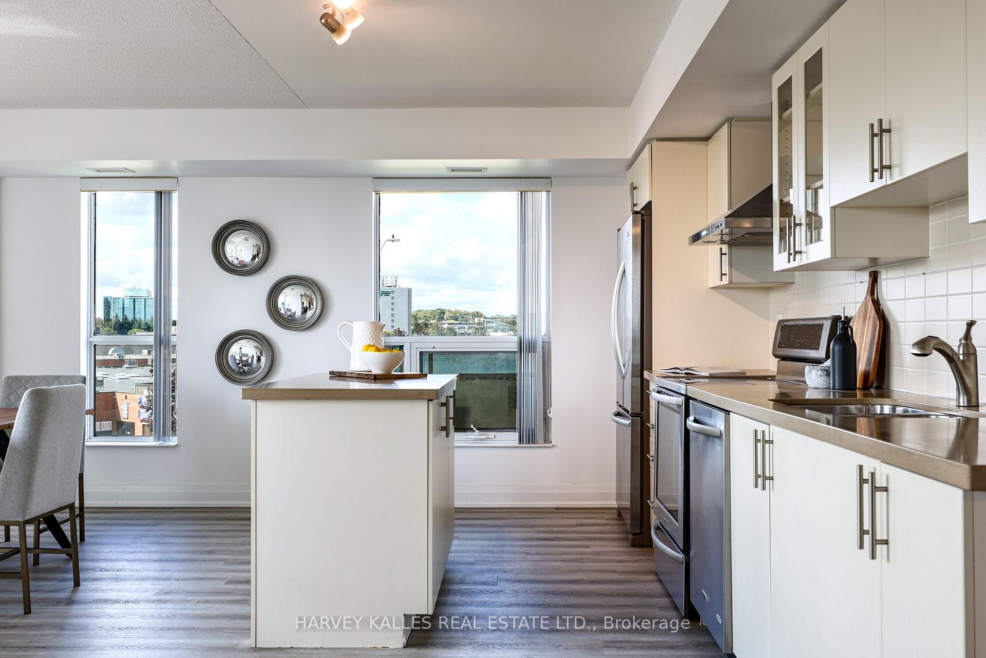75 Norman Bethune Avenue 317