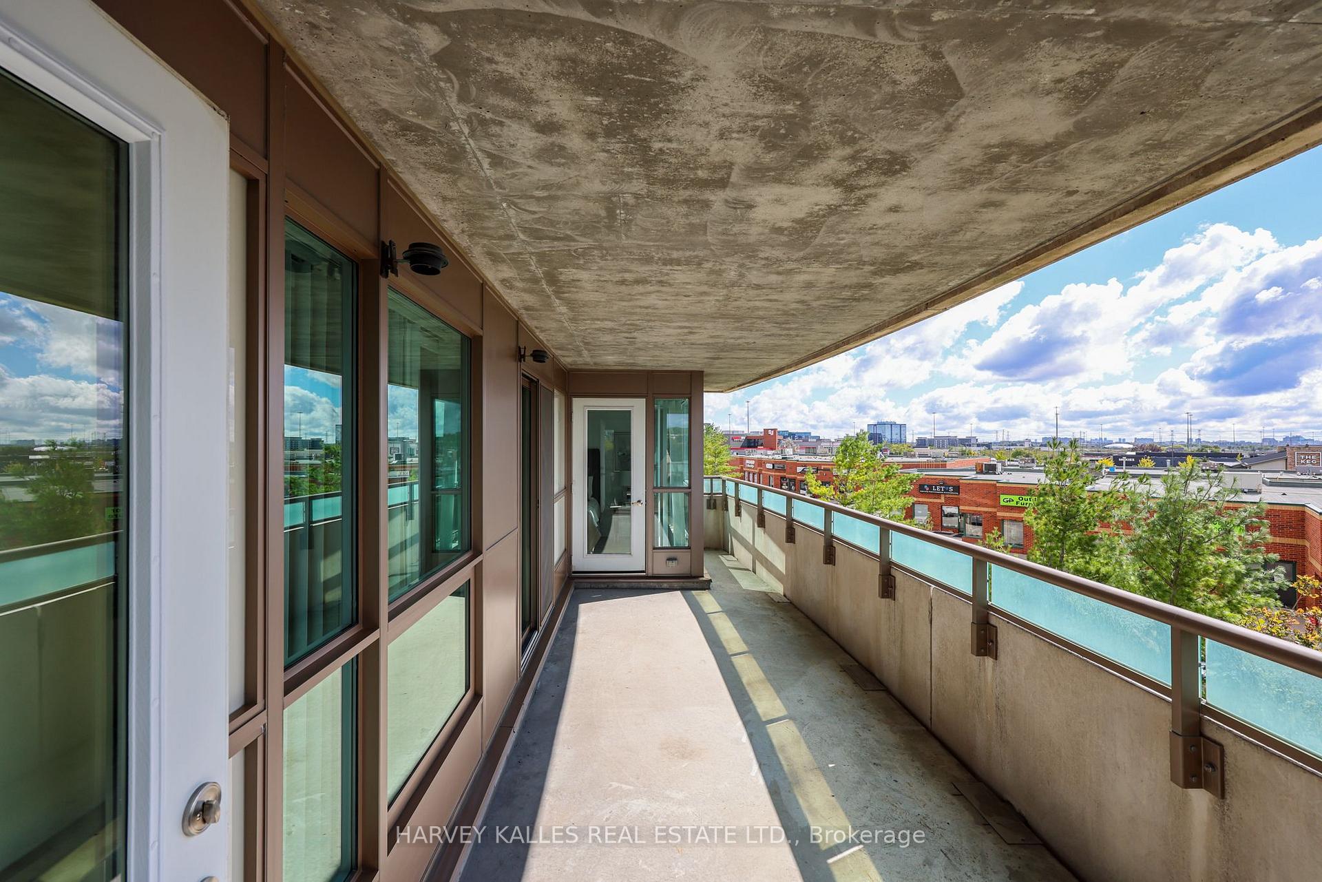 75 Norman Bethune Avenue 317