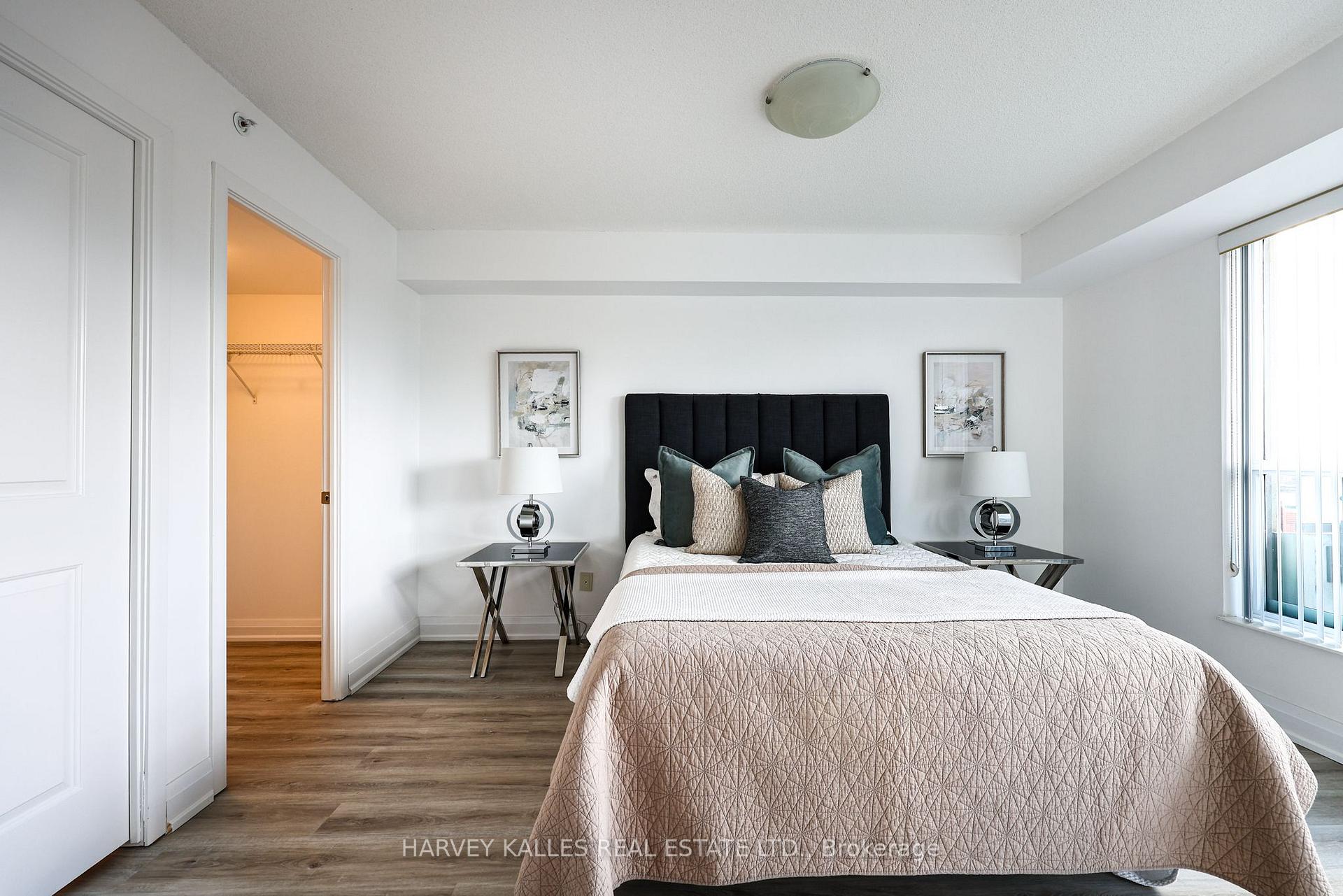 75 Norman Bethune Avenue 317