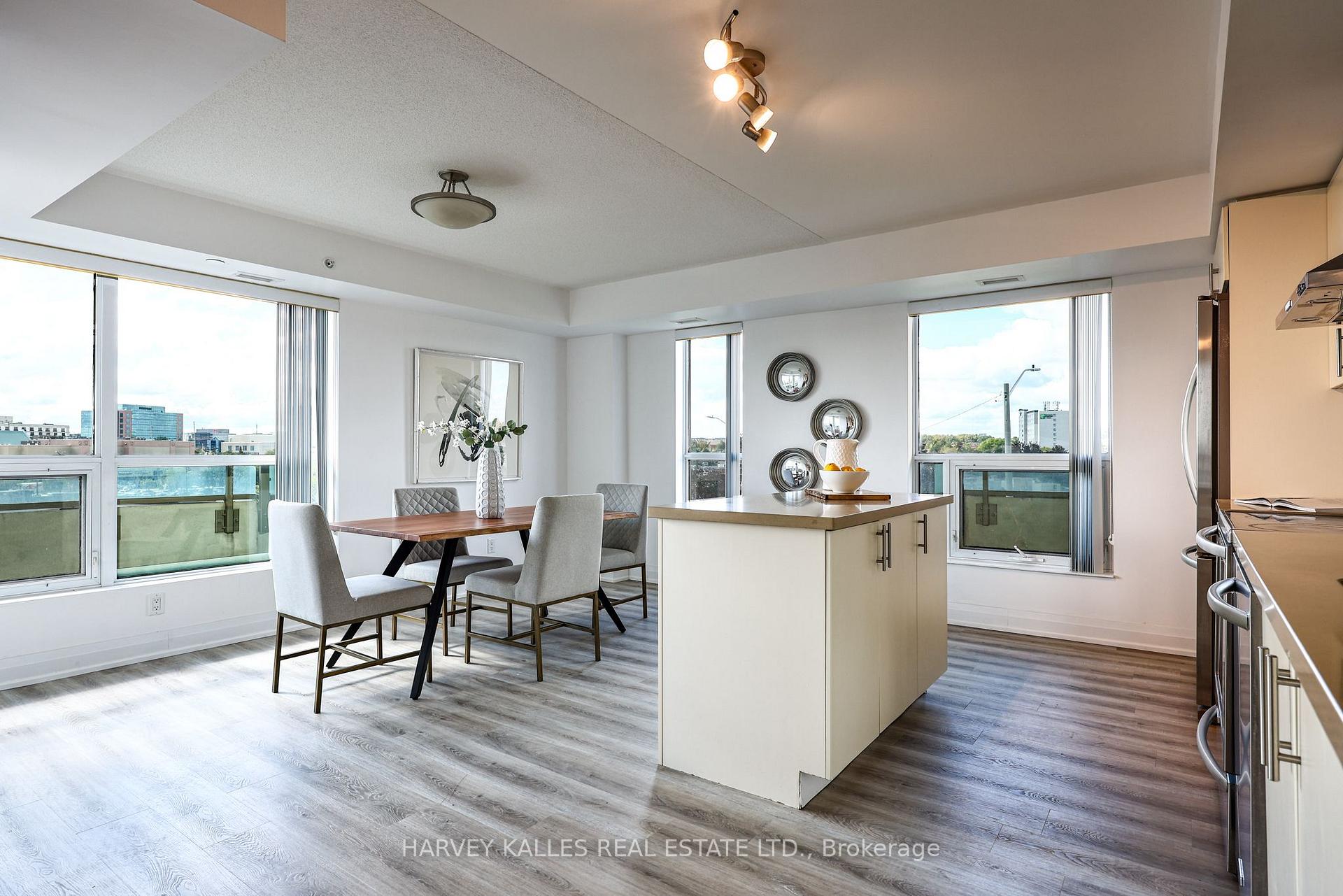 75 Norman Bethune Avenue 317