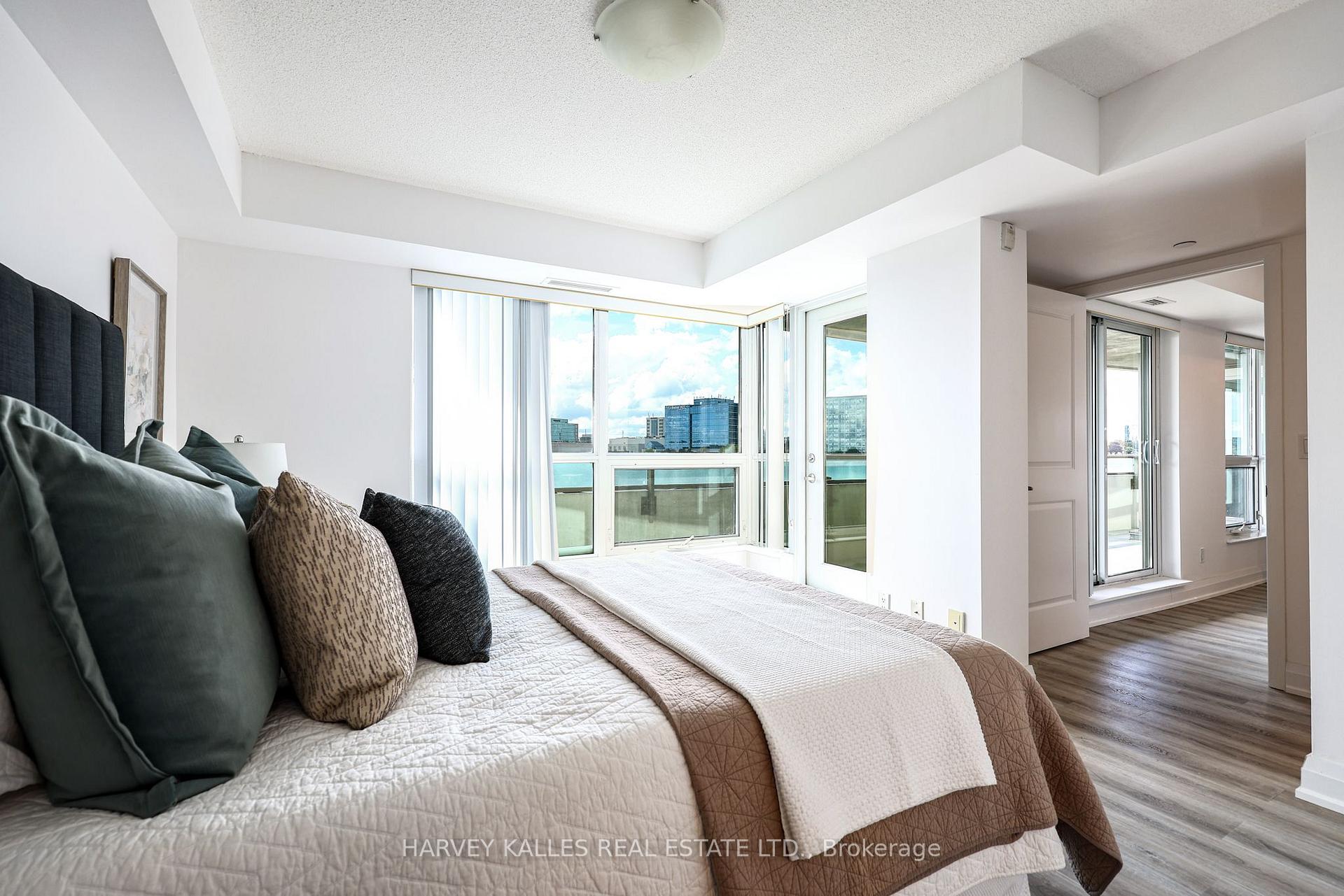 75 Norman Bethune Avenue 317