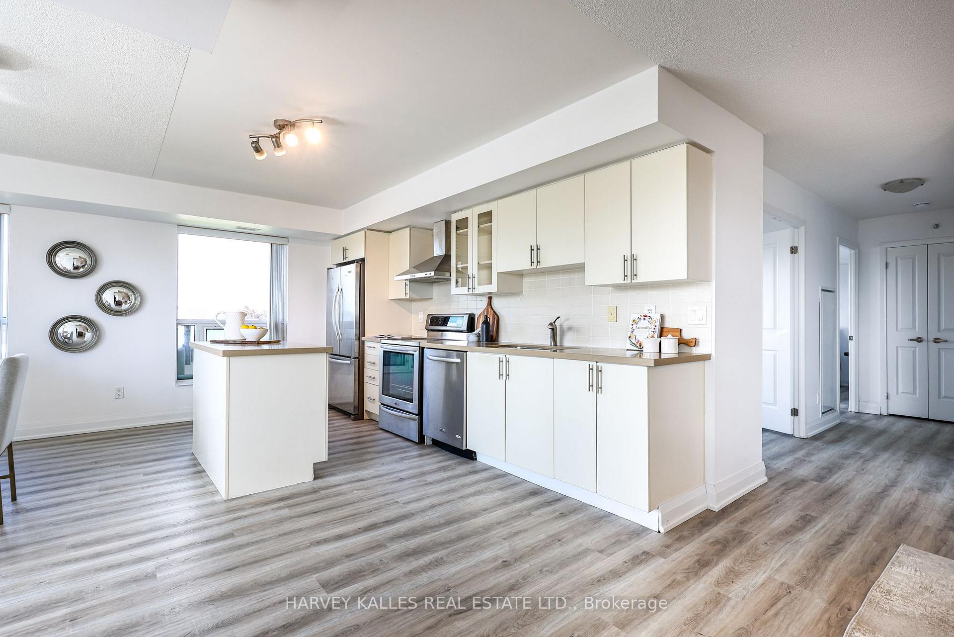 75 Norman Bethune Avenue 317
