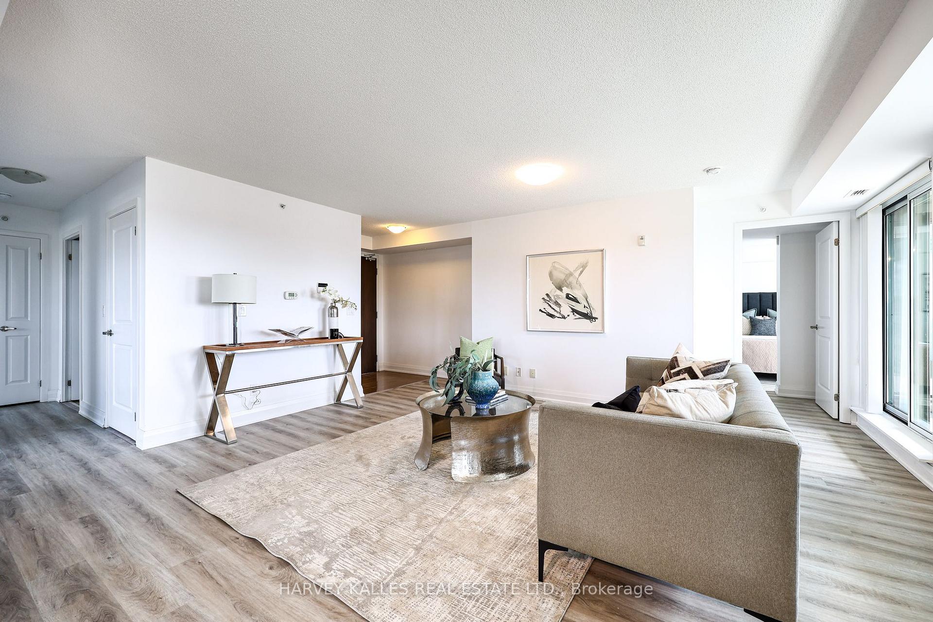 75 Norman Bethune Avenue 317