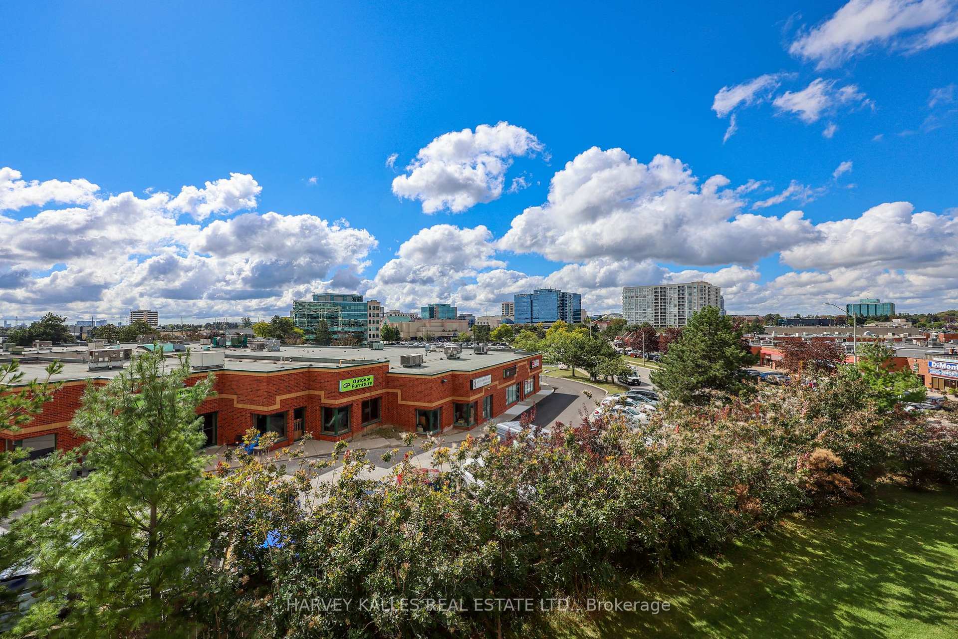 75 Norman Bethune Avenue 317