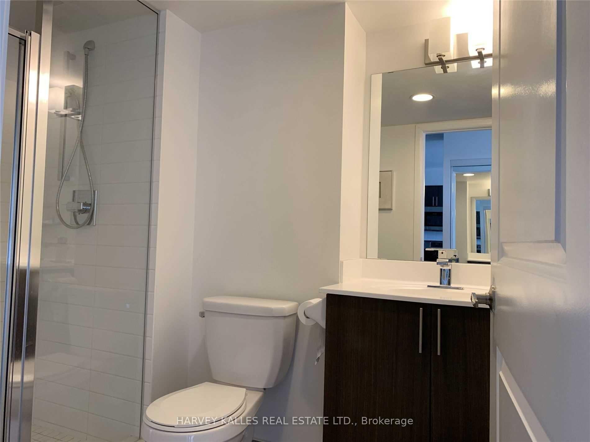75 Norman Bethune Avenue 216