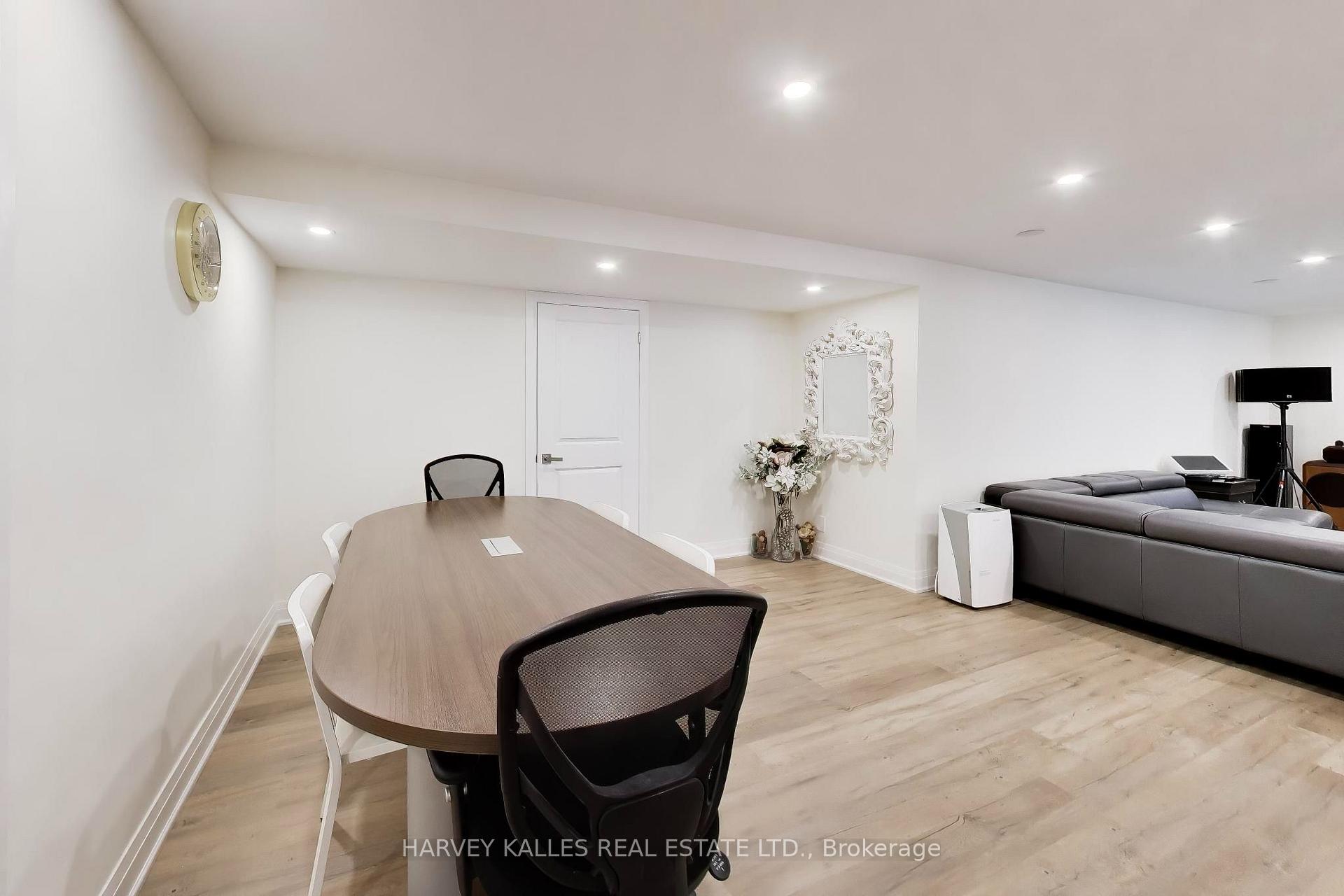 17 Cynthia Crescent