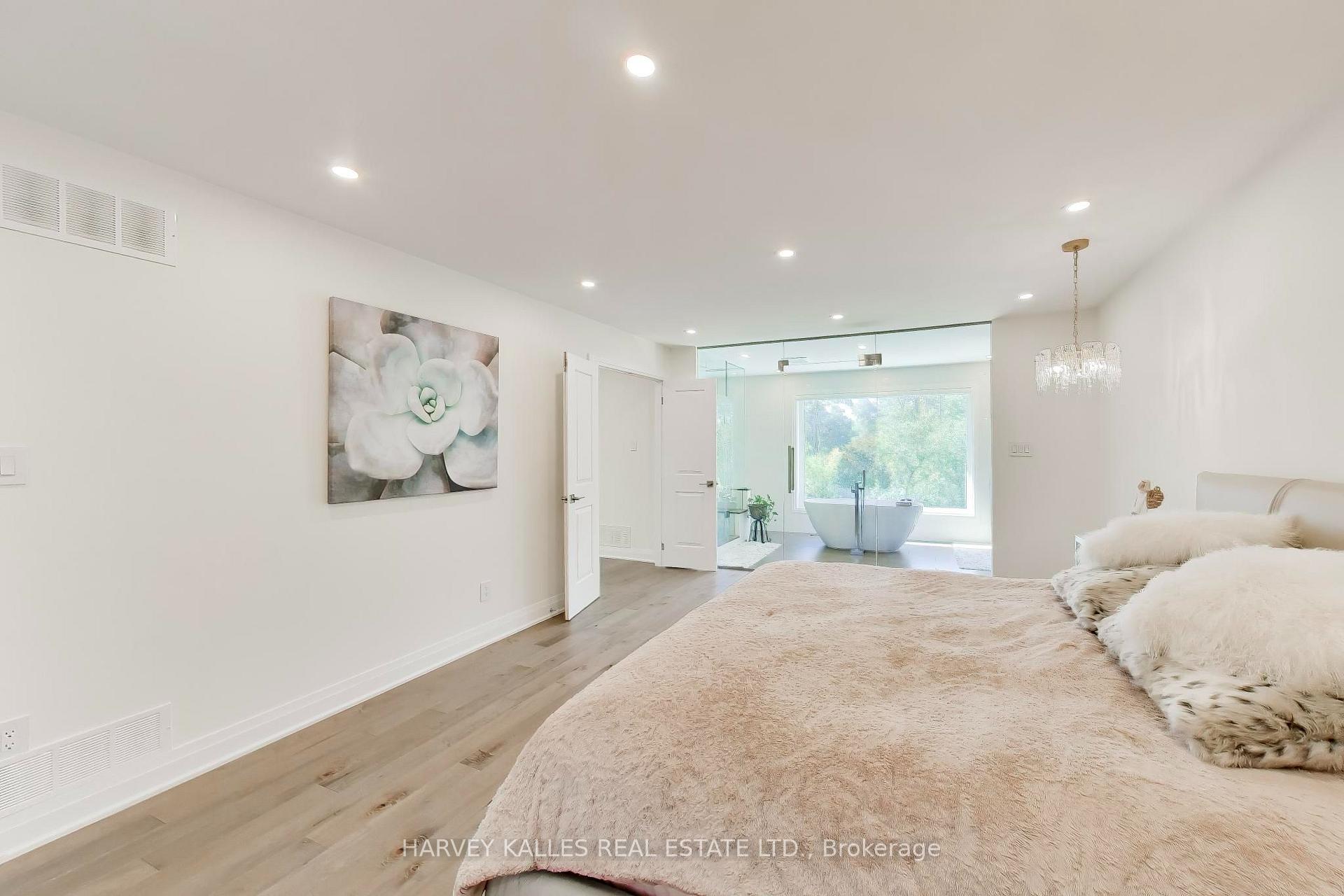 17 Cynthia Crescent