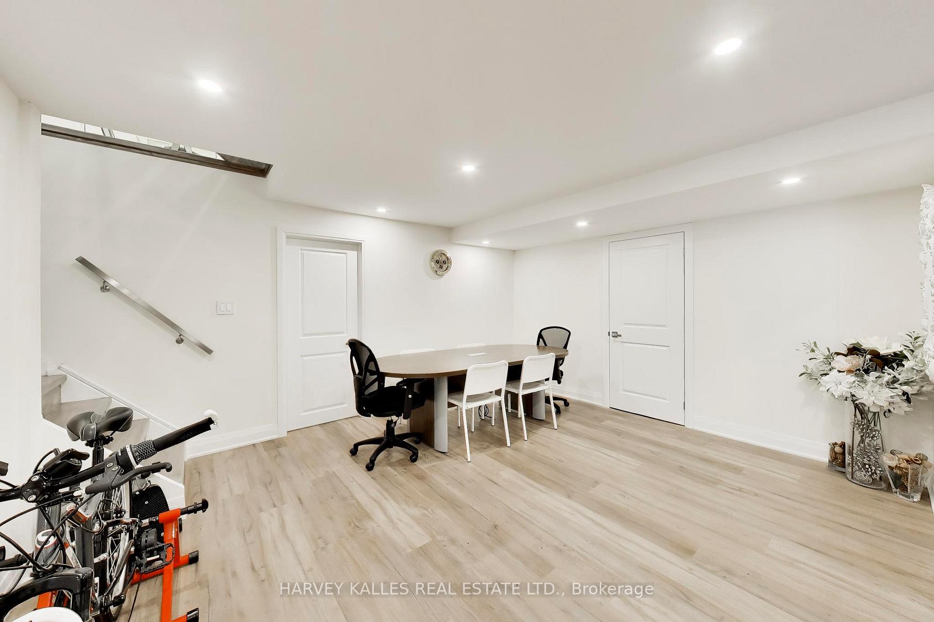 17 Cynthia Crescent