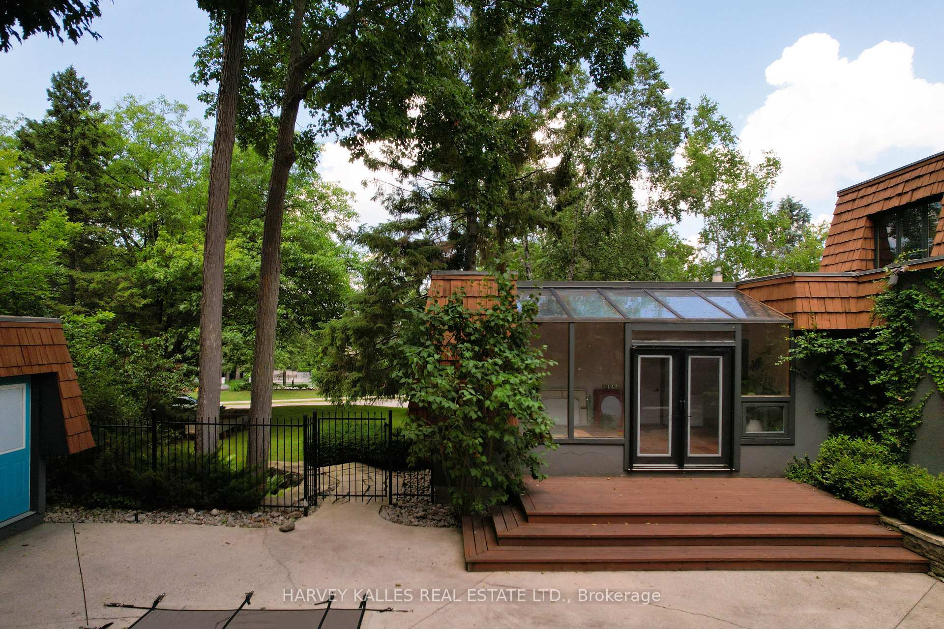 23 Royal Oak Drive