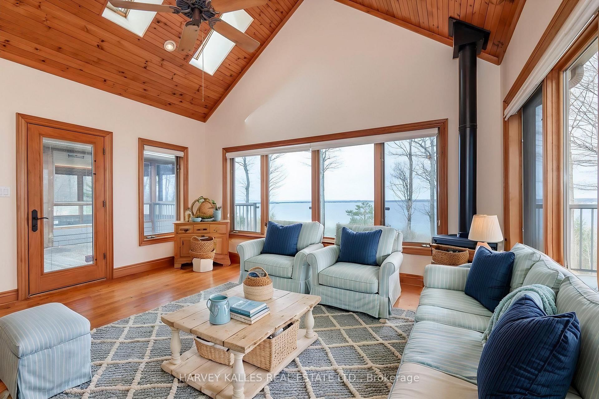 20 Nippissing Ridge Road