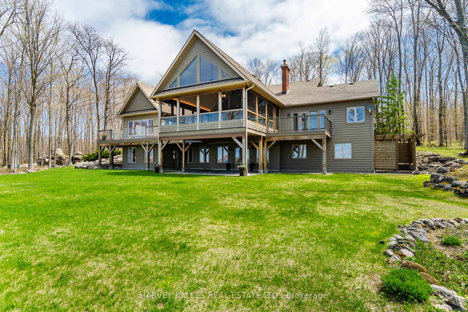 20 Nippissing Ridge Road
