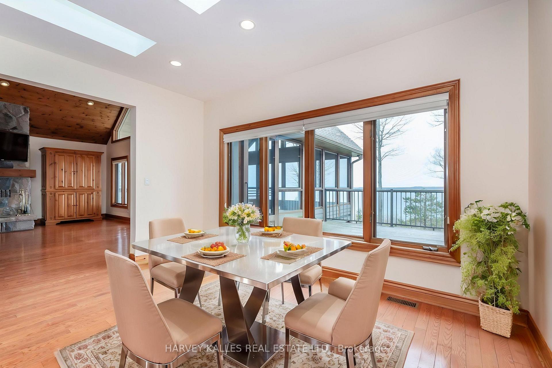 20 Nippissing Ridge Road