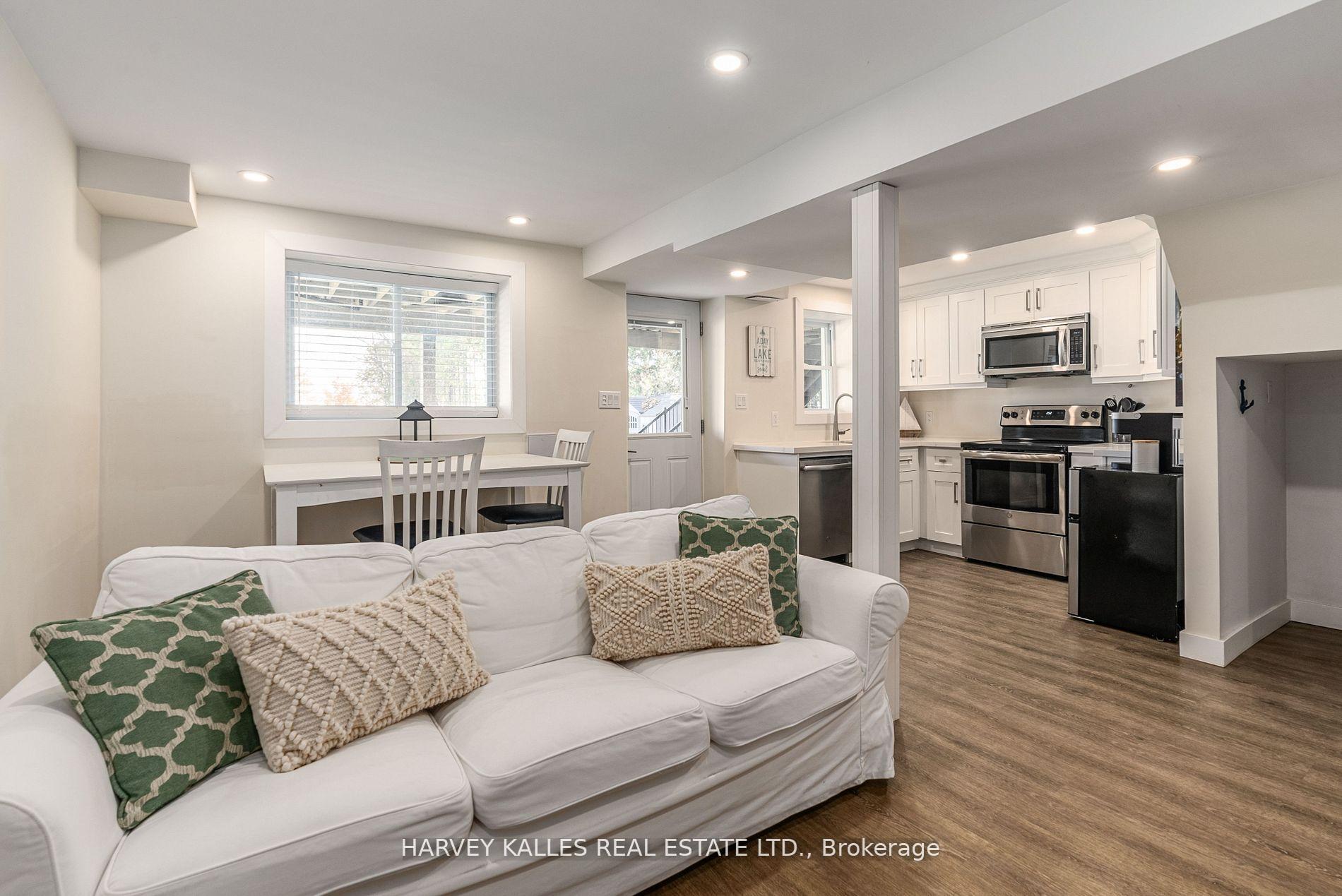 65 Shanty Bay Road