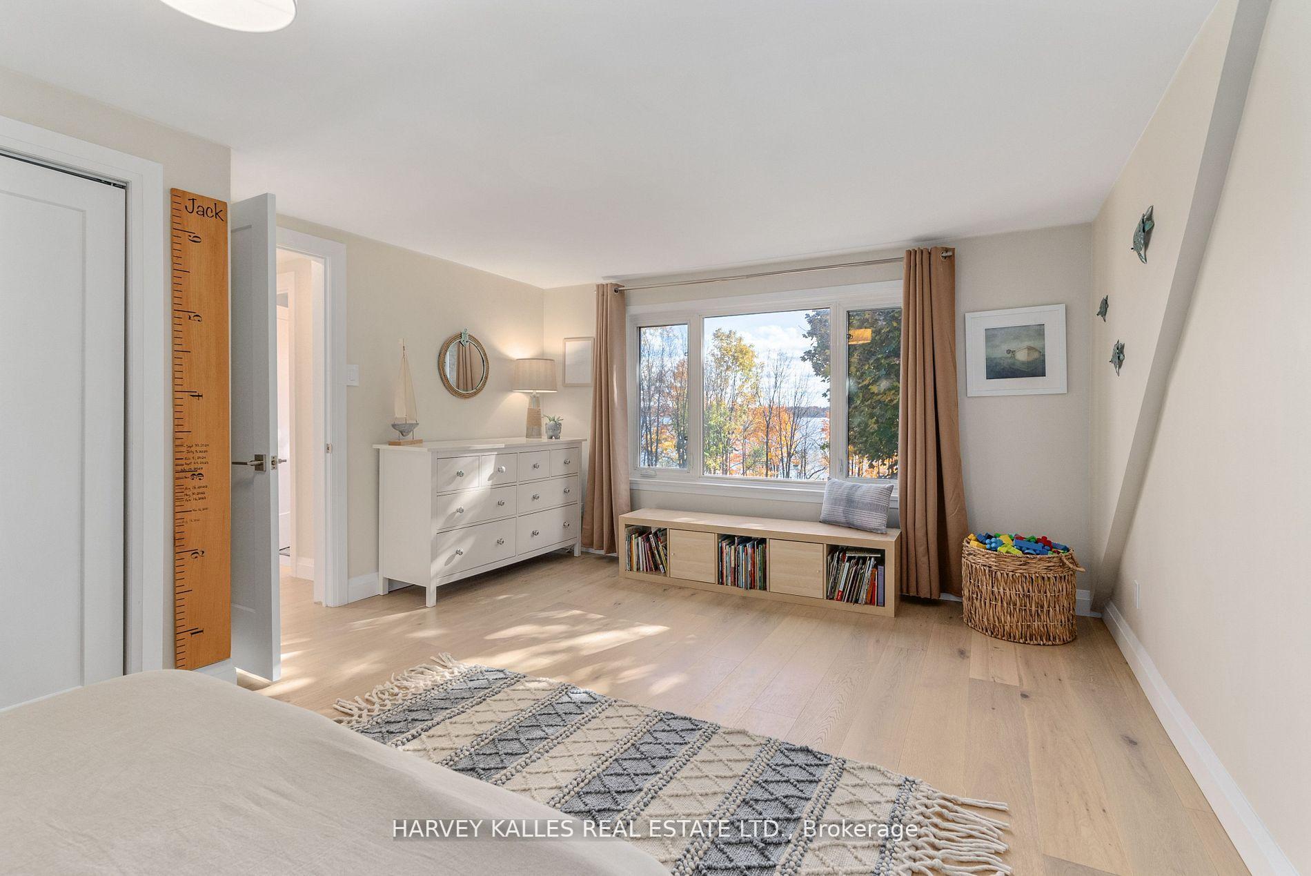 65 Shanty Bay Road