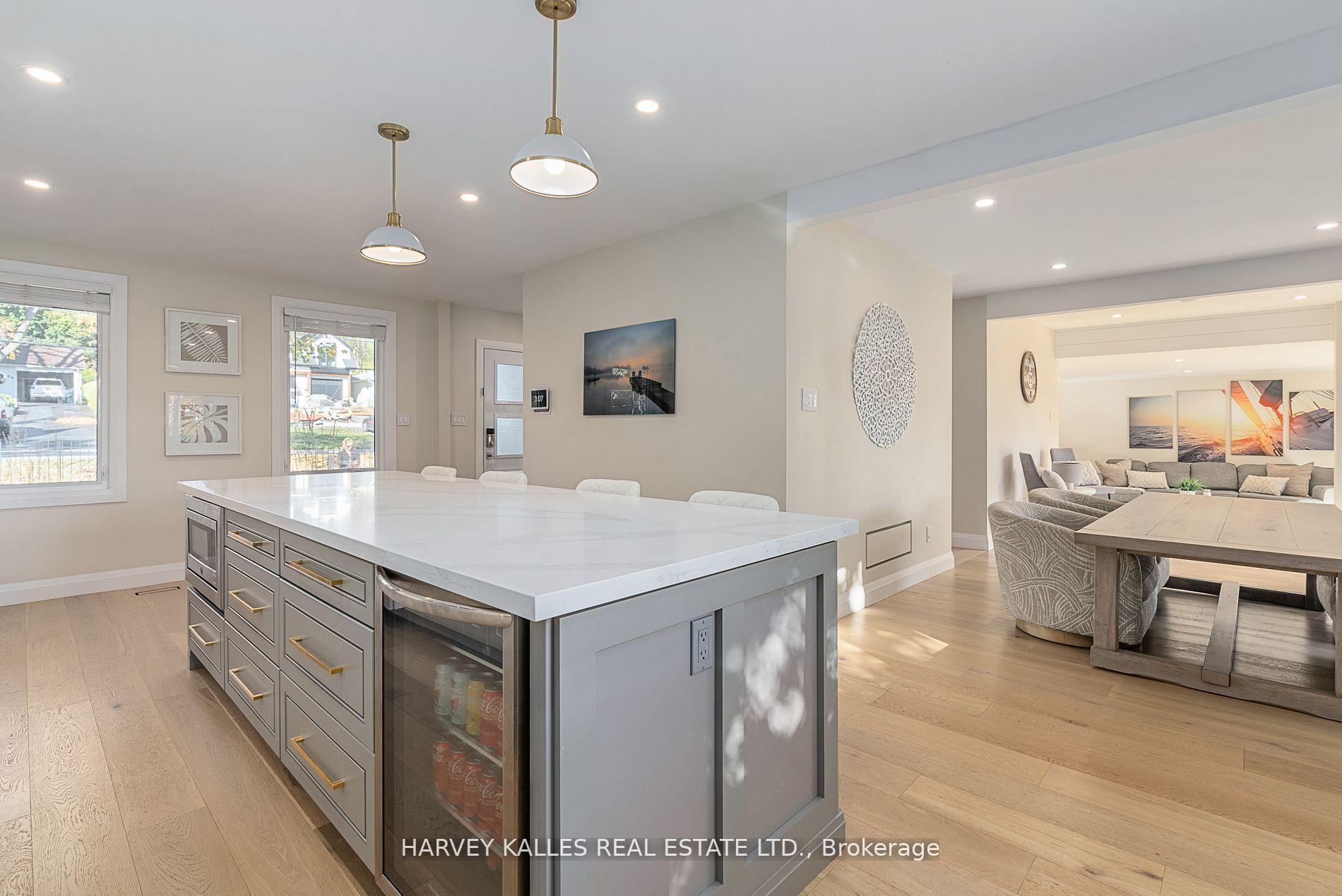 65 Shanty Bay Road