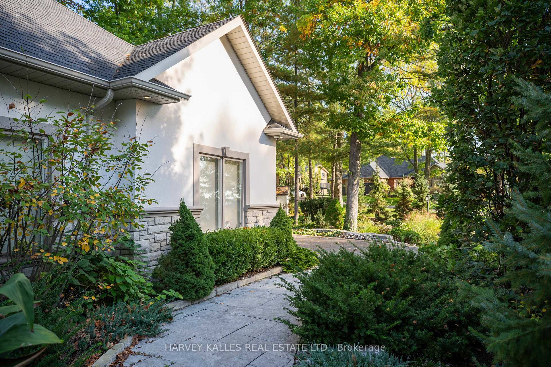 6 Georgina Drive