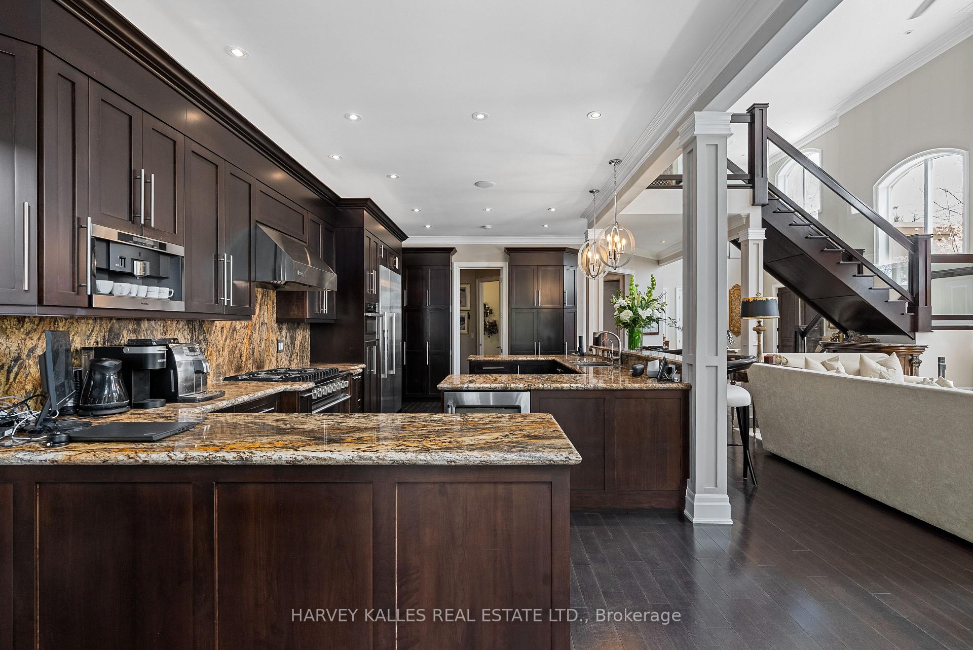 6 Georgina Drive