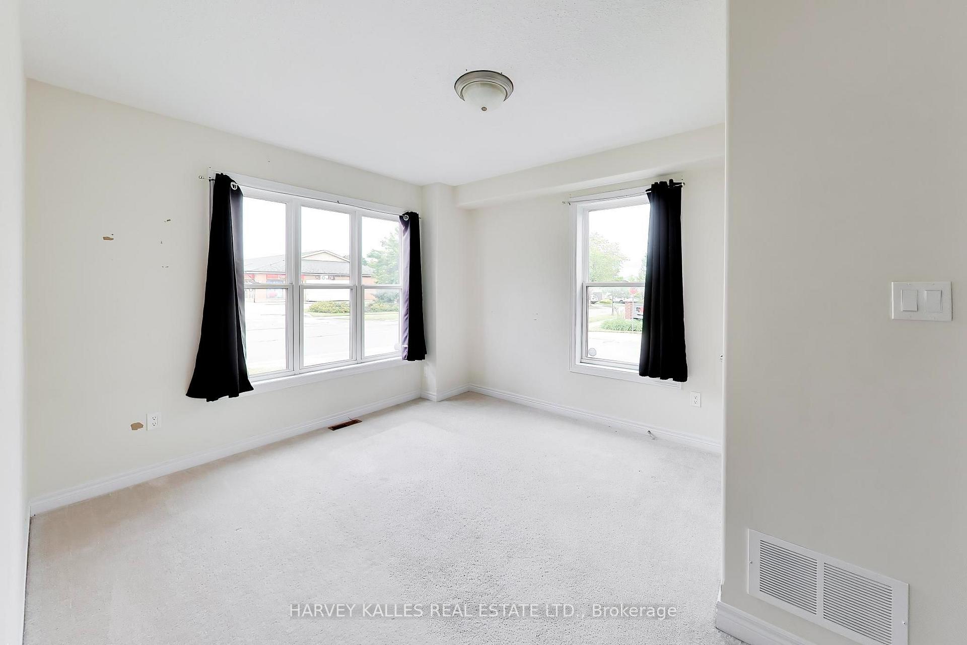 1 Leggott Avenue 38
