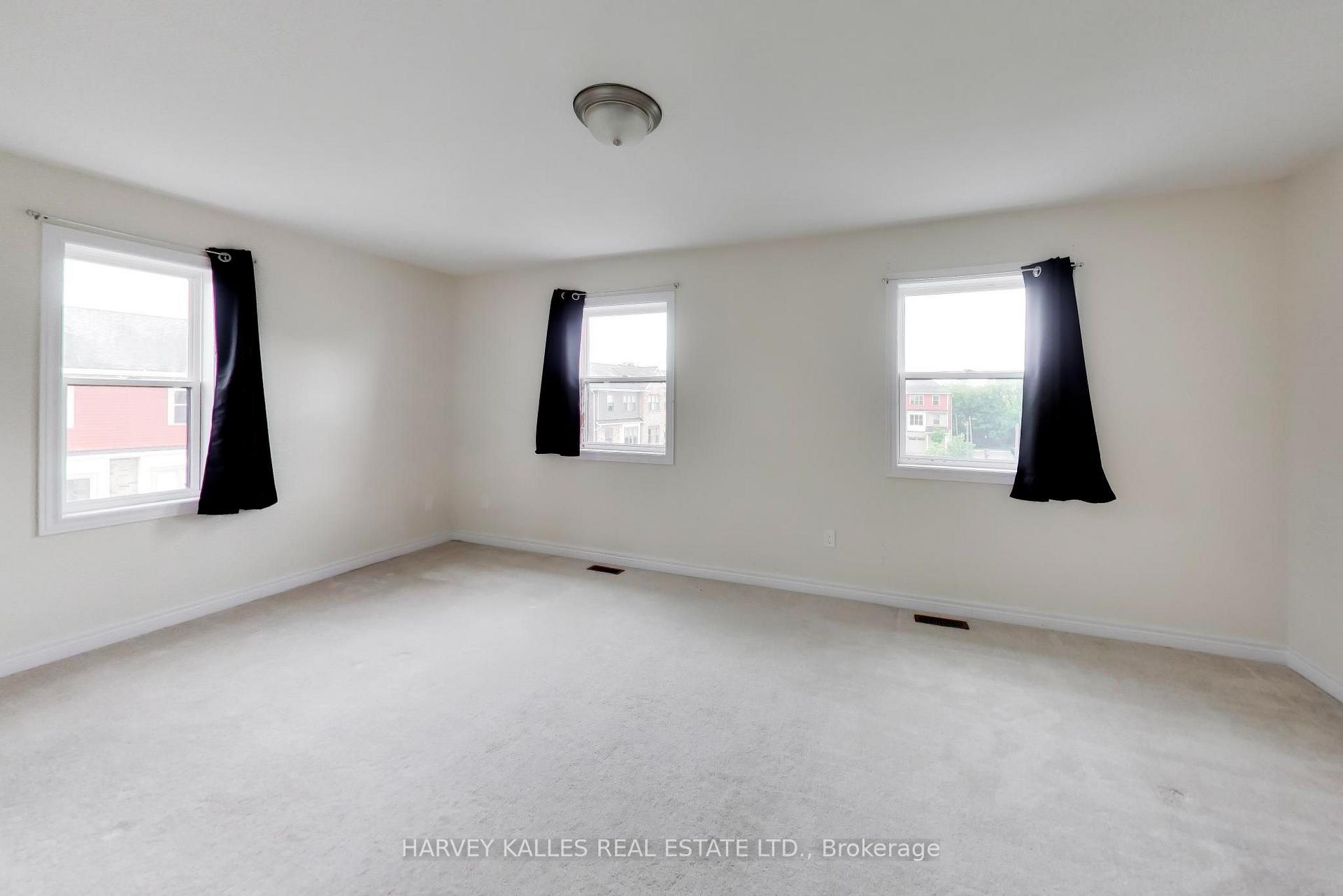 1 Leggott Avenue 38