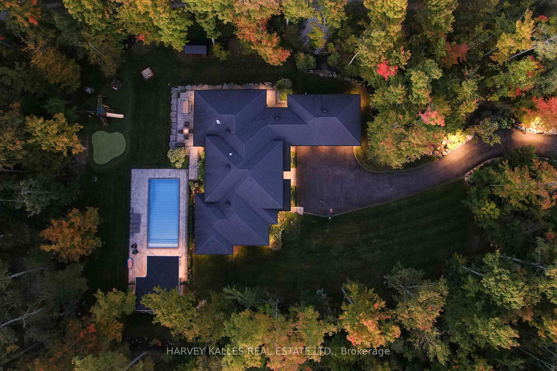 42 Windfield Drive W