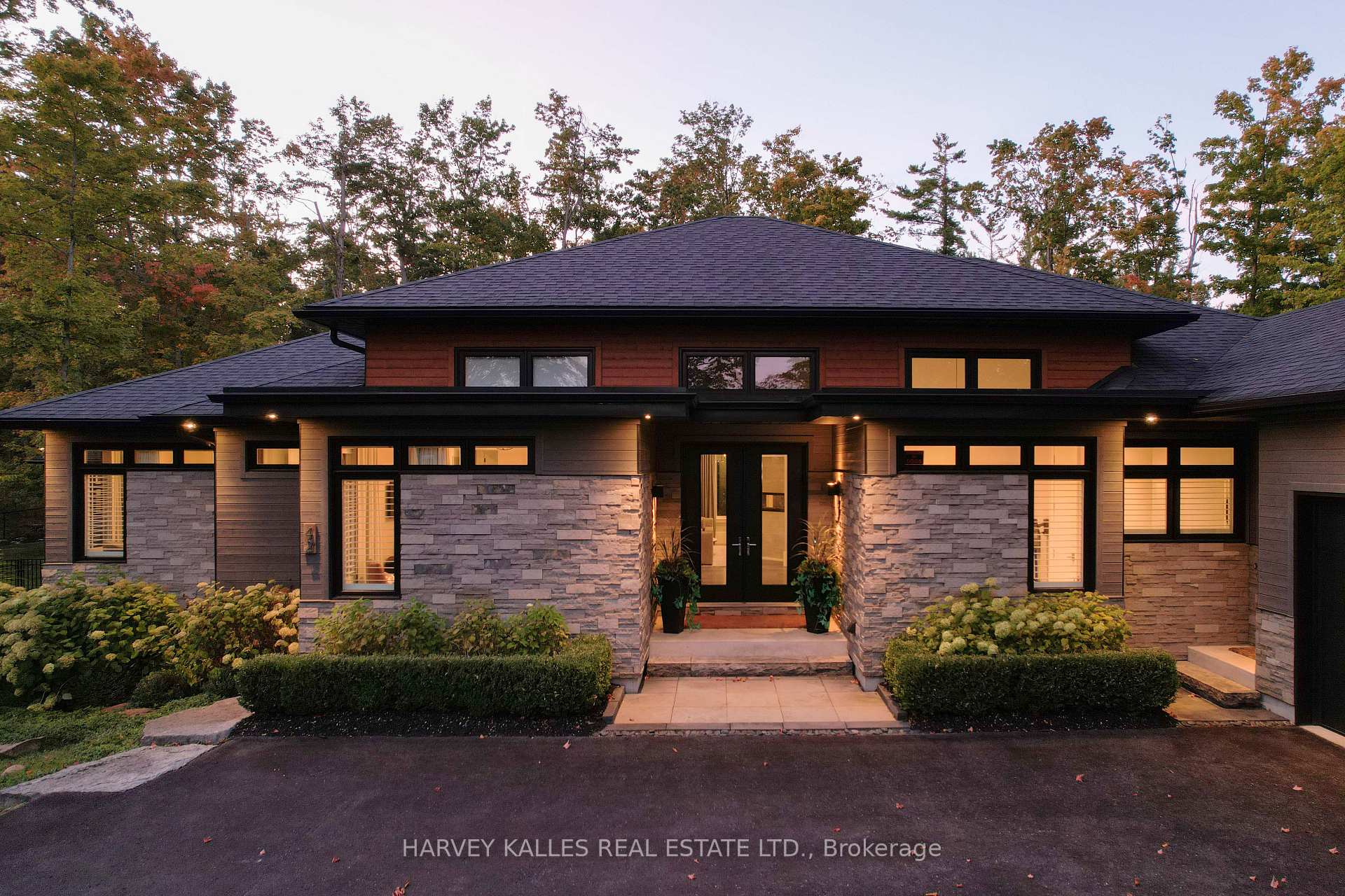 42 Windfield Drive W
