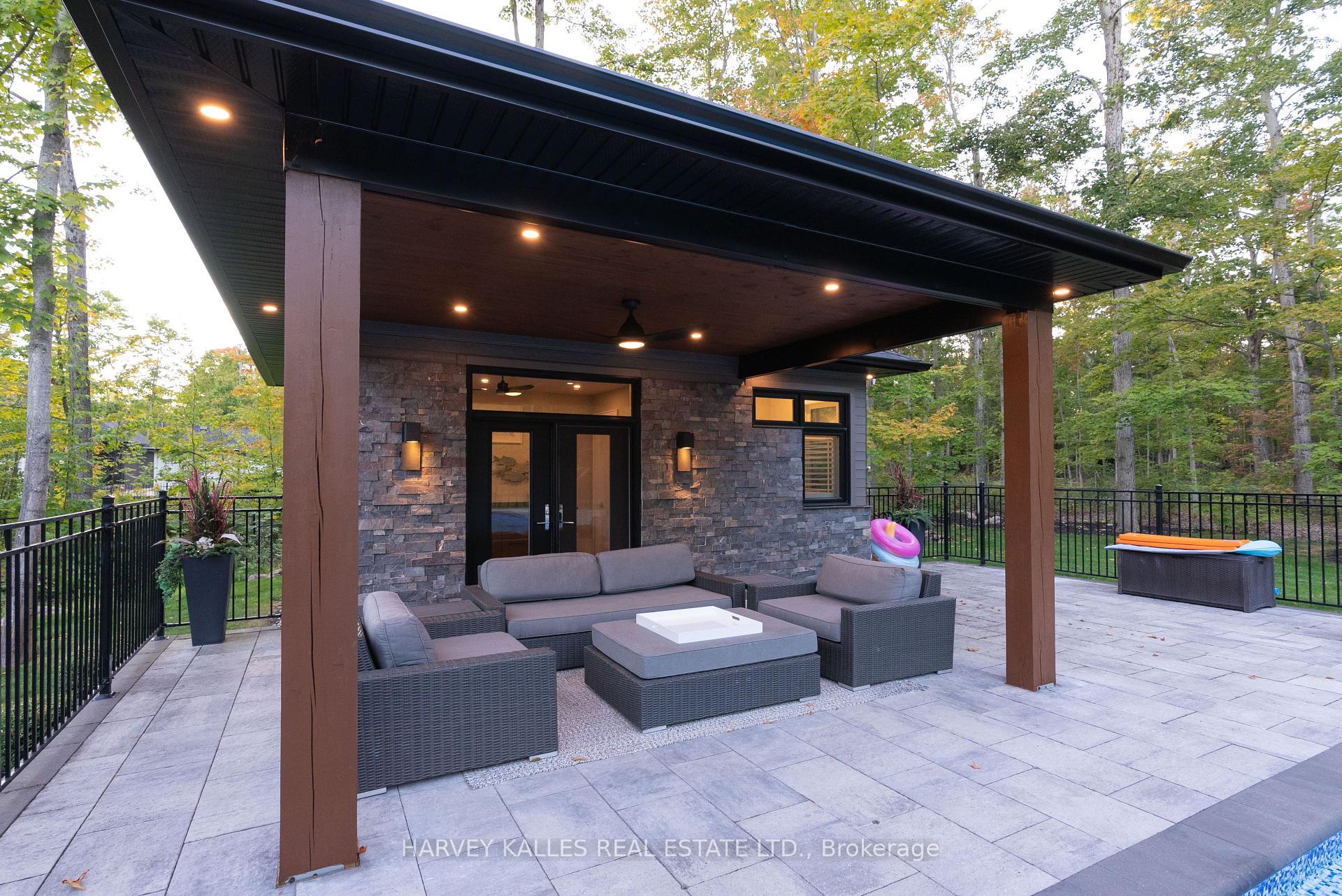 42 Windfield Drive W