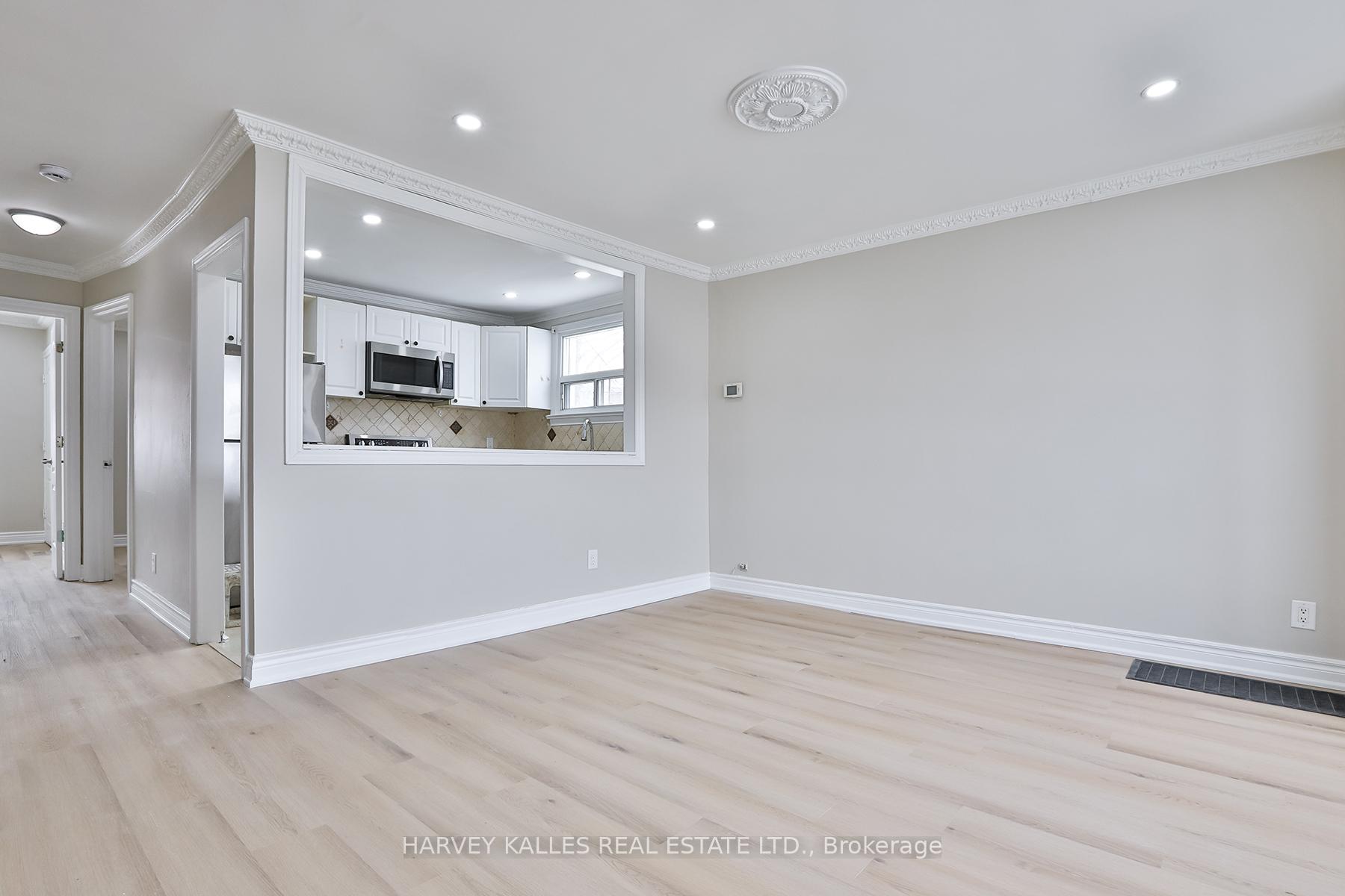 1239 Jane Street