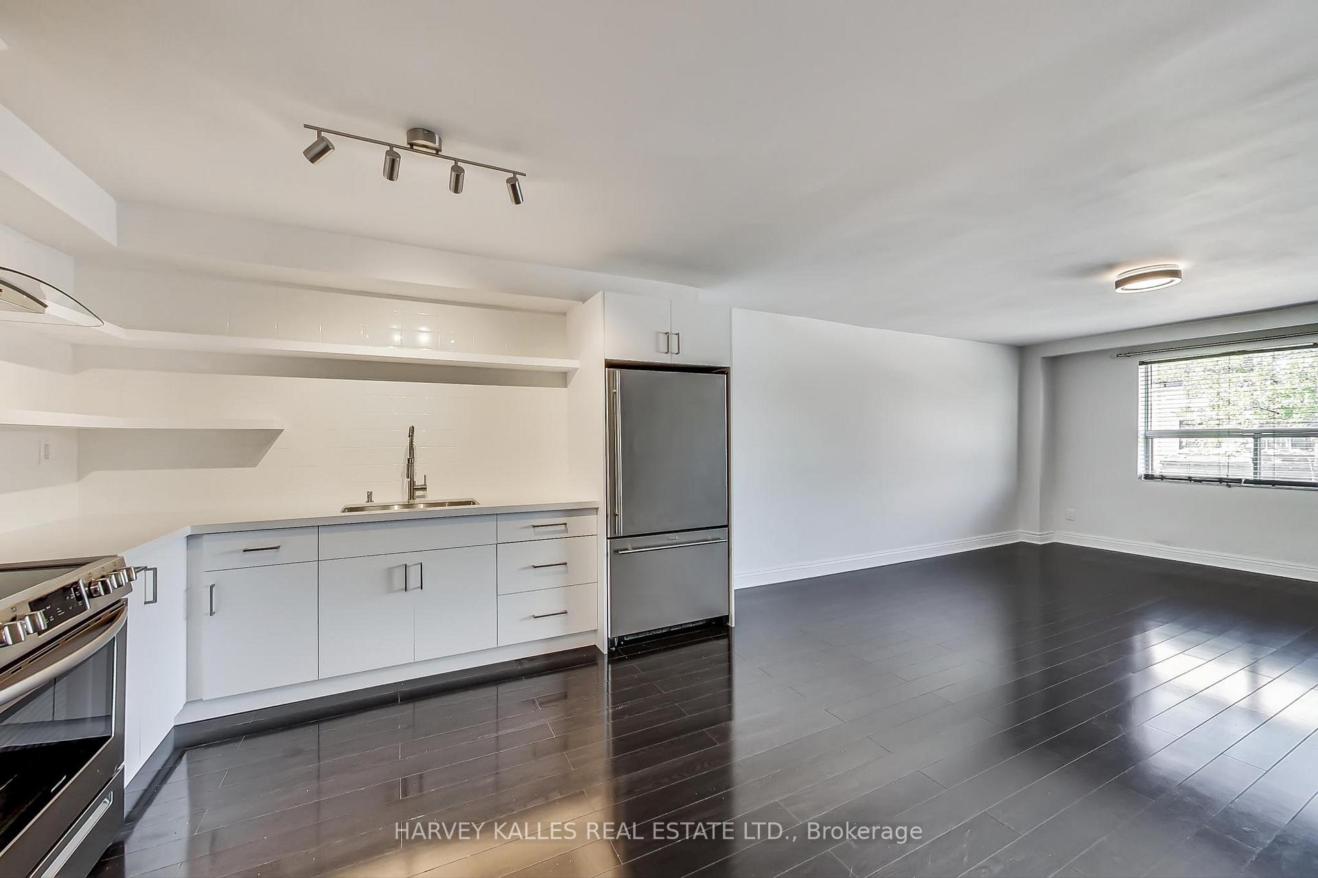 395 Keele Street