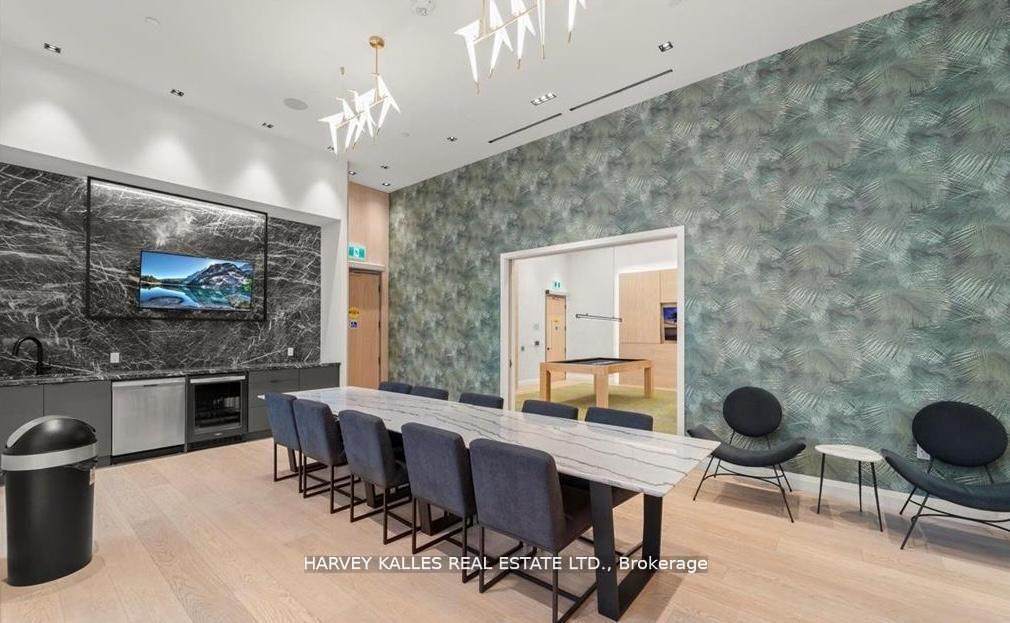 60 George Butchart Drive 4