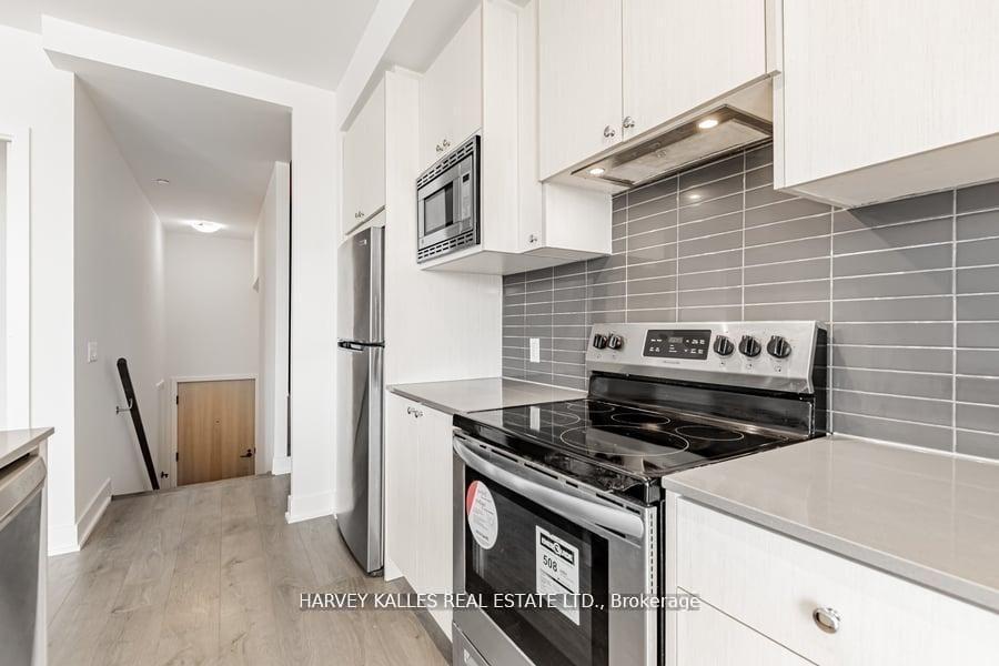 60 George Butchart Drive 4