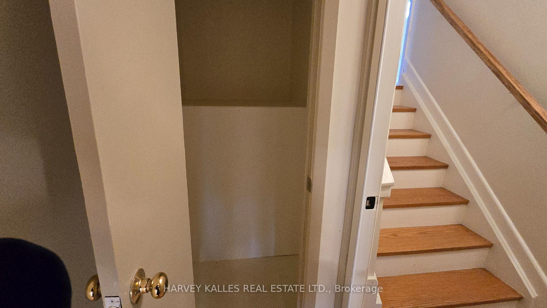 279 Cornelius Parkway Upper