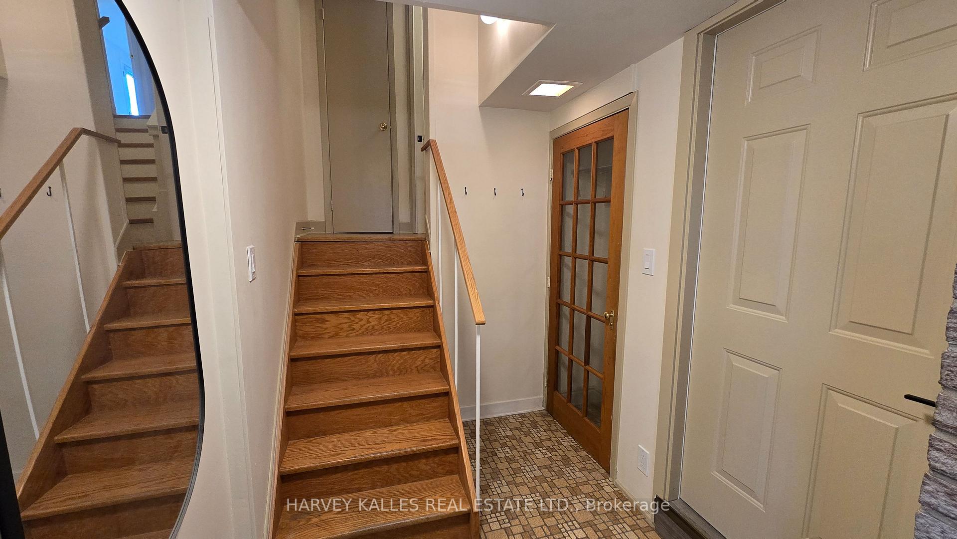 279 Cornelius Parkway Upper