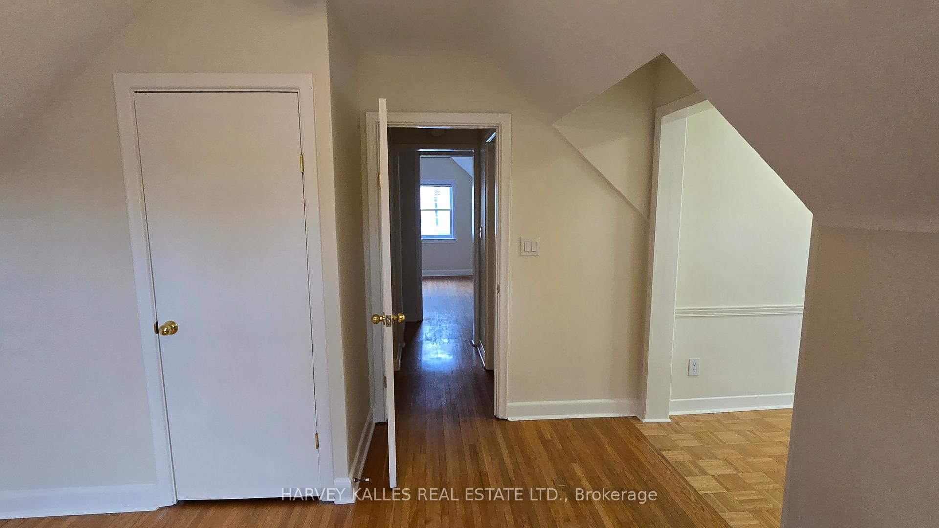 279 Cornelius Parkway Upper