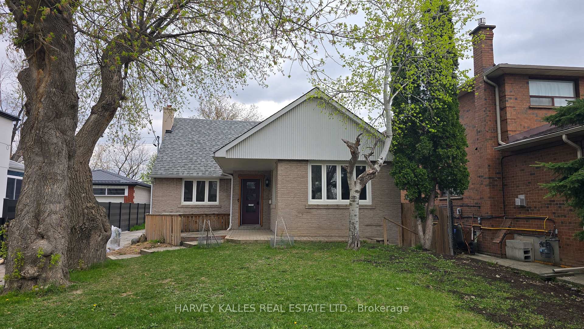279 Cornelius Parkway Upper