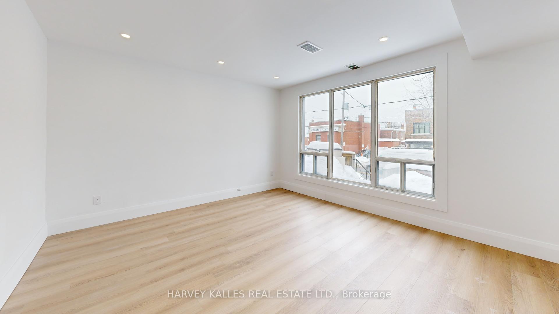 1252 Davenport Road 1