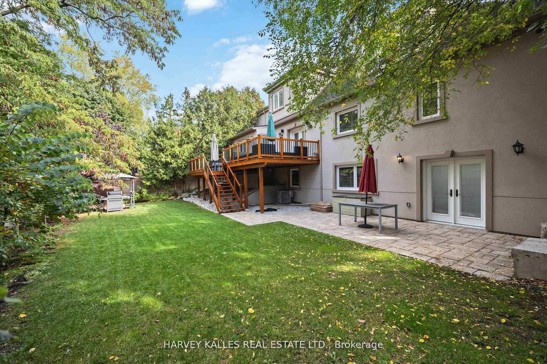 27 Ashley Park Road
