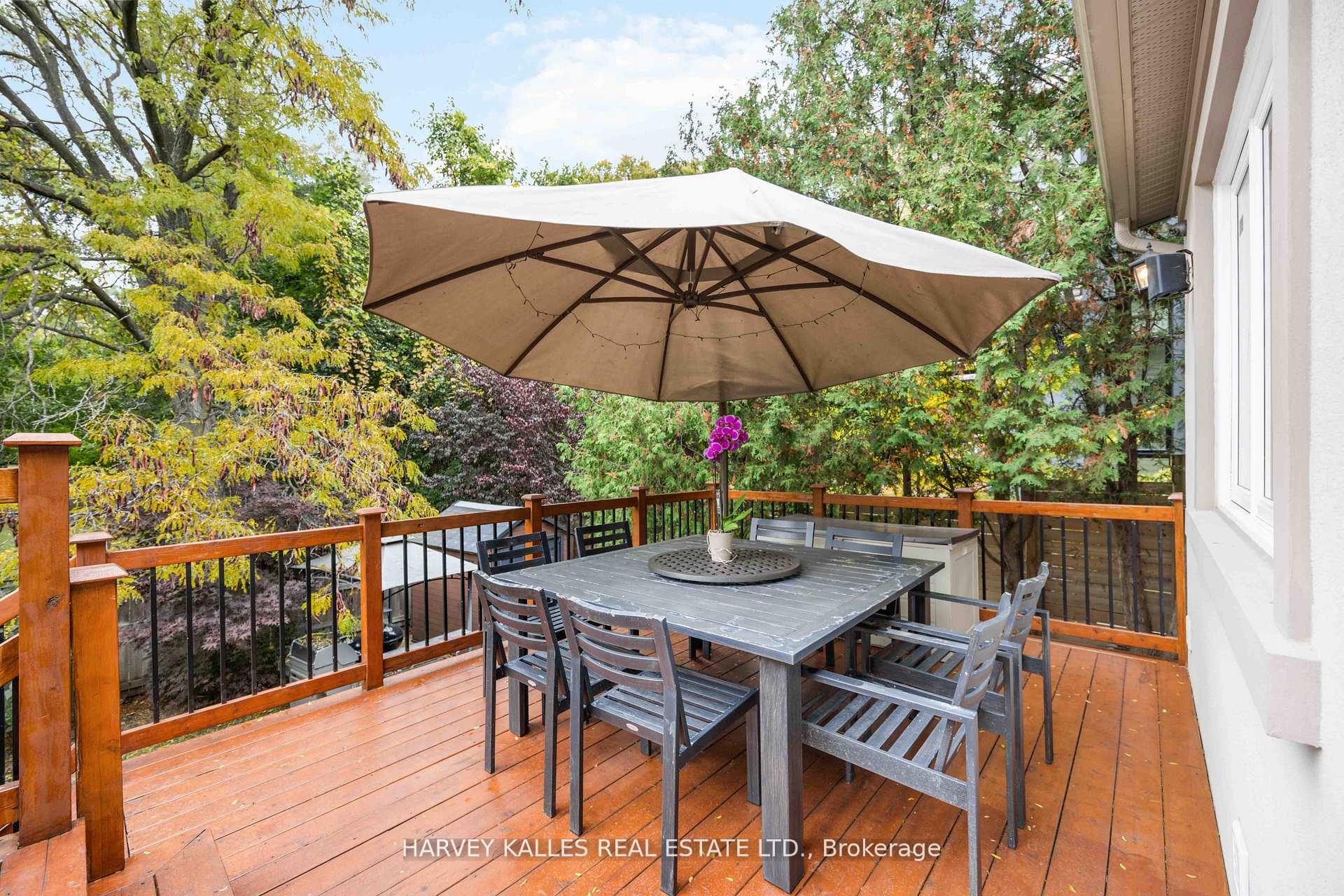 27 Ashley Park Road