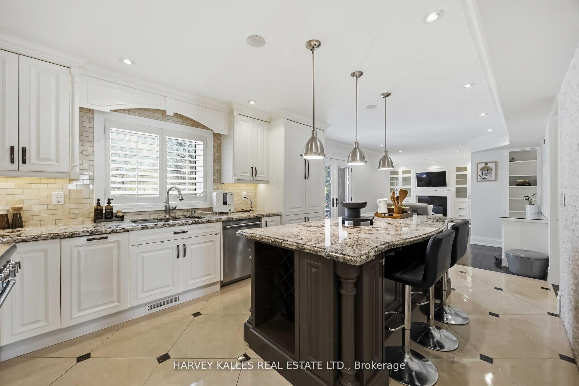 27 Ashley Park Road