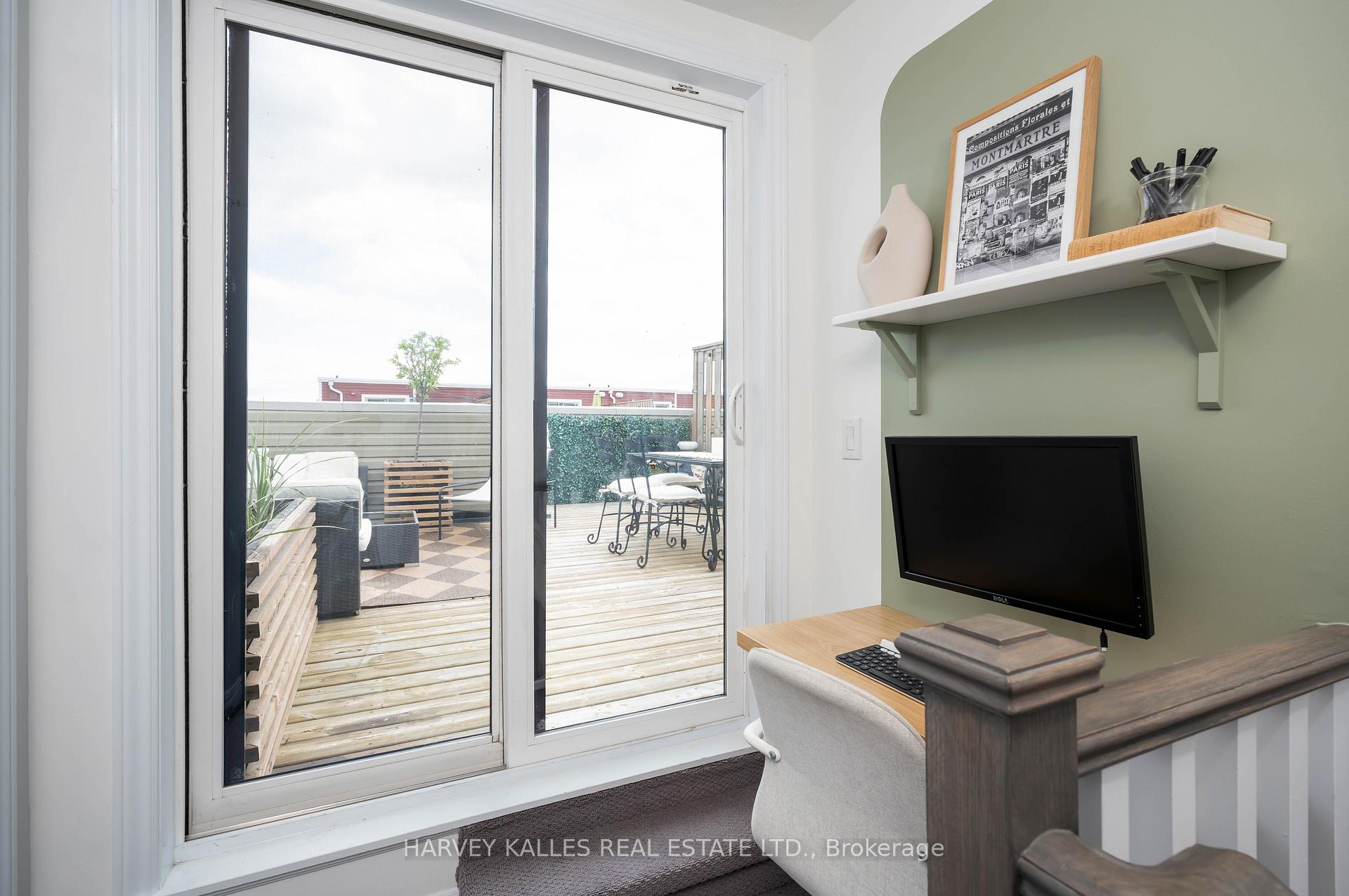 85 Eastwood Park Gardens 35