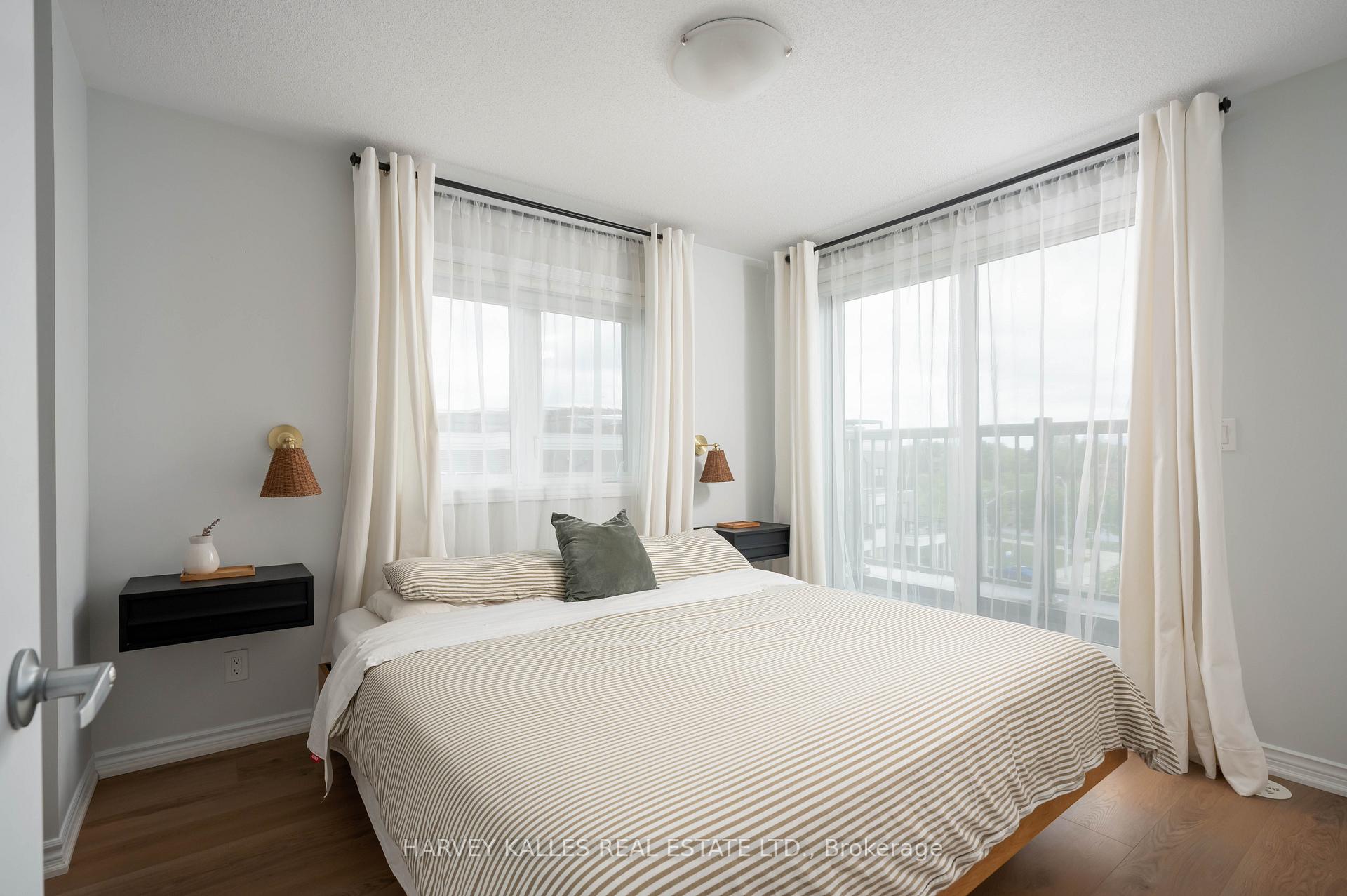 85 Eastwood Park Gardens 35