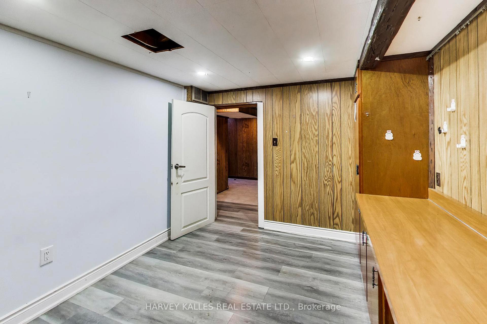 3760 Woodruff Crescent