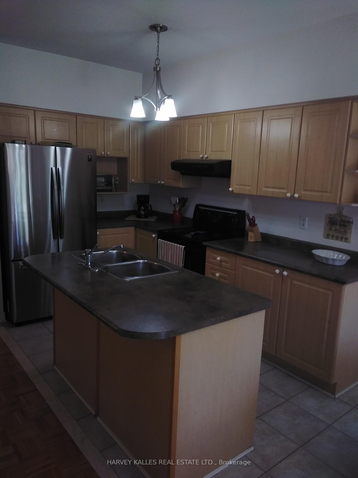 5561 Katy Gate