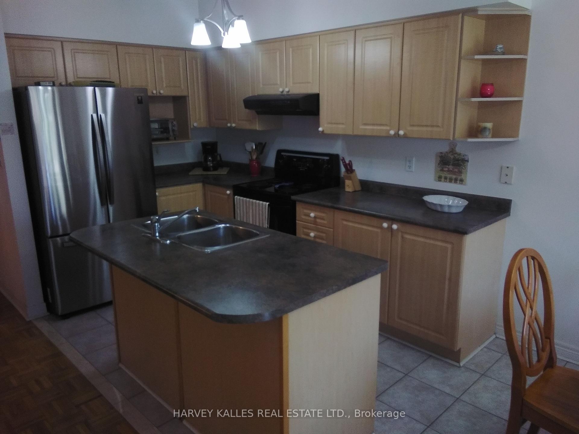 5561 Katy Gate