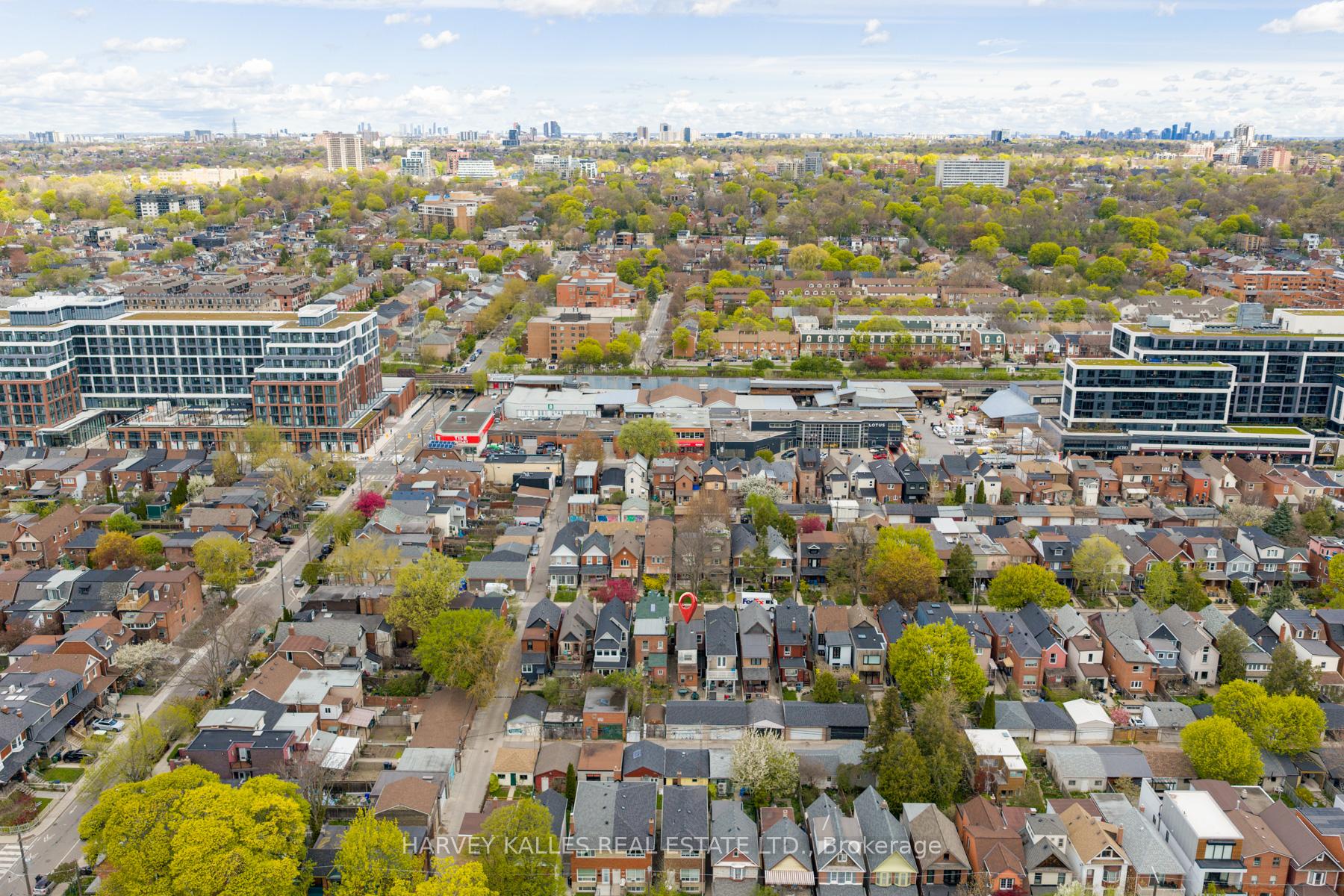 105 Melville Avenue, Toronto