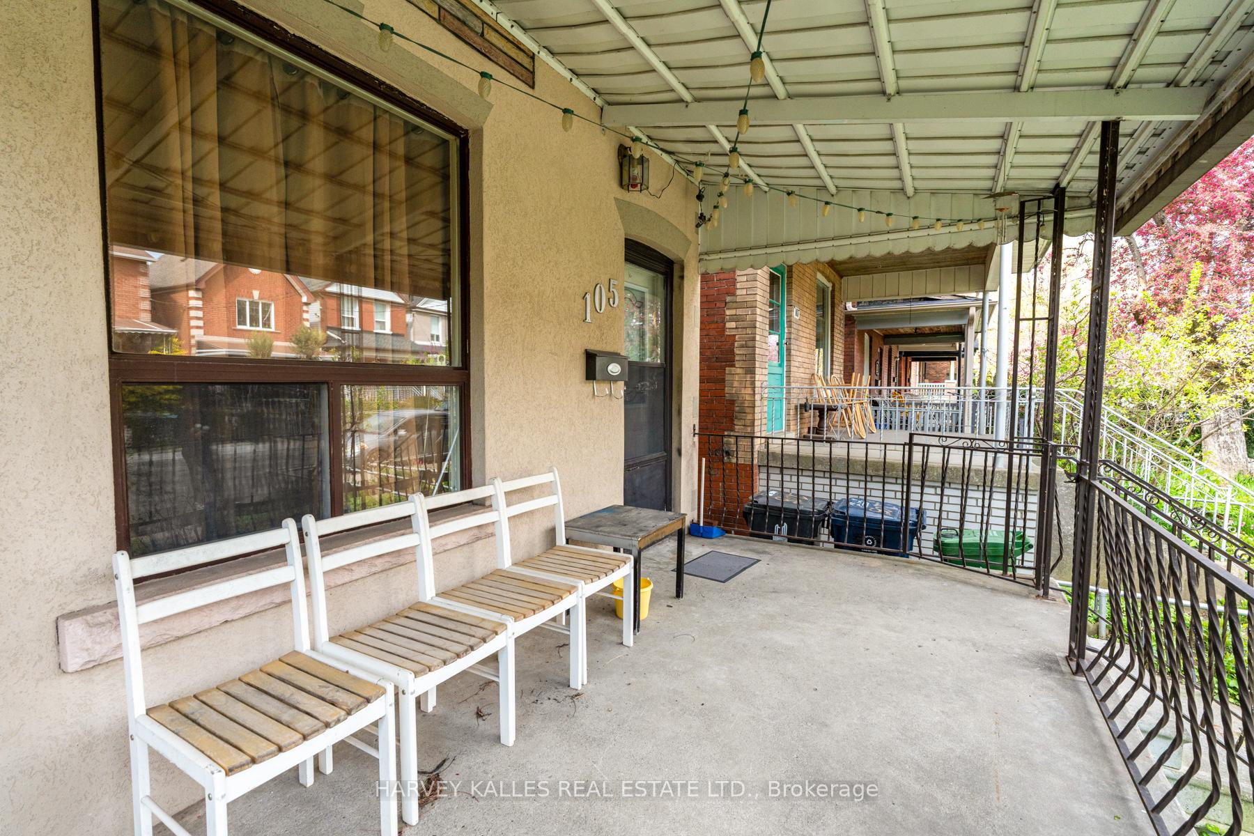 105 Melville Avenue, Toronto